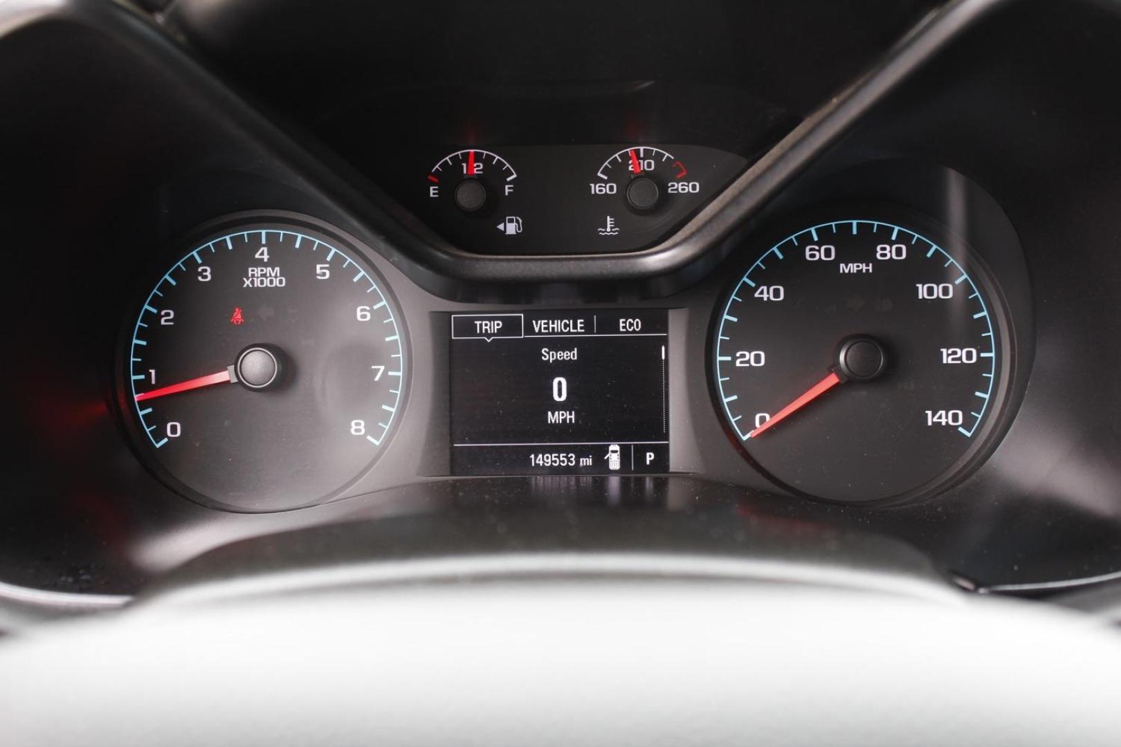 2015 Gray Chevrolet Colorado Z71 Crew Cab 2WD Short Box (1GCGSCE38F1) with an 3.6L V6 DOHC 24V GAS engine, 6-Speed Automatic transmission, located at 2401 E Main St., Grand Prairie, TX, 75050, (972) 262-4440, 32.748981, -96.969643 - Photo#22