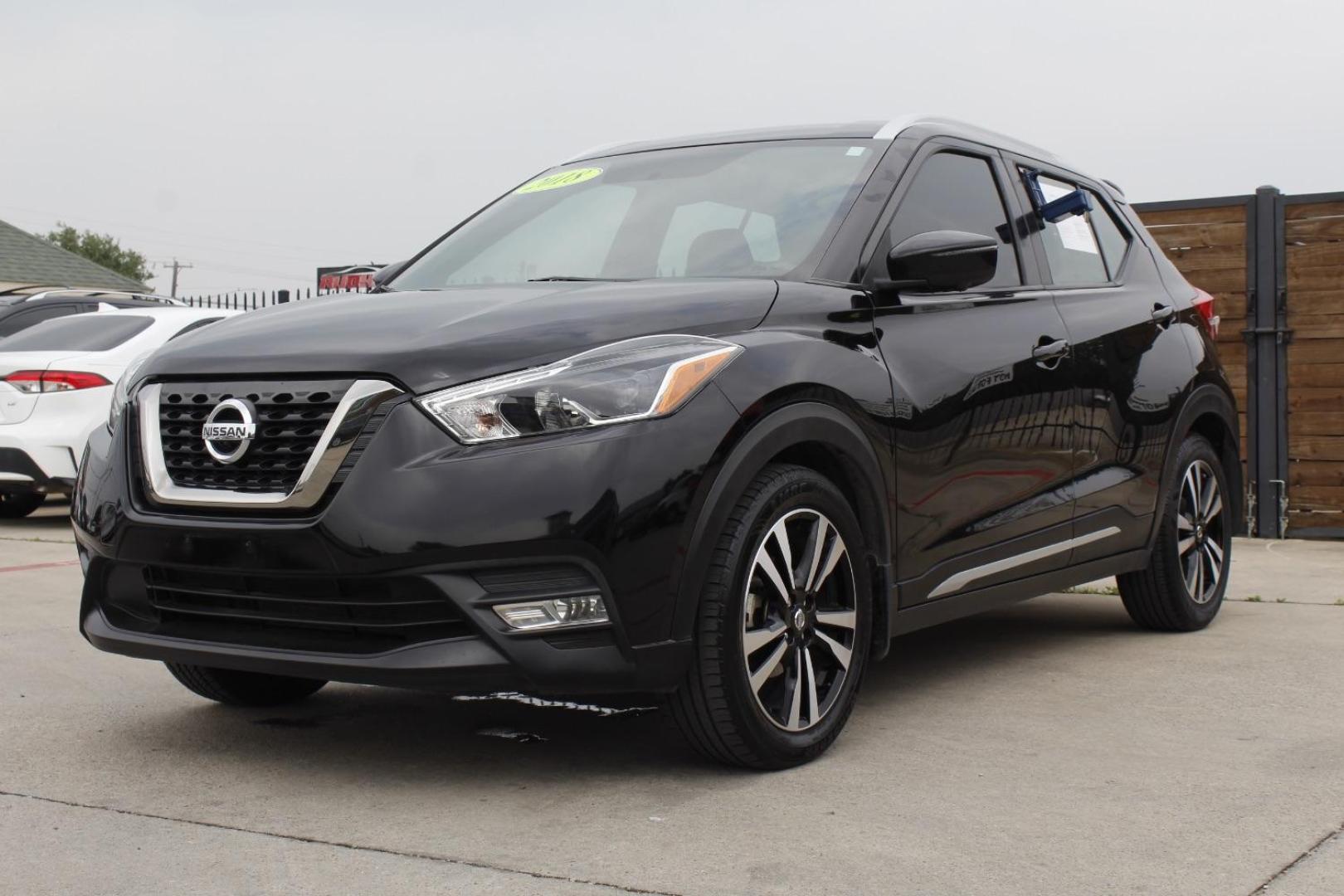 2018 Black Nissan Kicks SV (3N1CP5CU8JL) with an 1.6L L4 engine, Continuously Variable Transmission transmission, located at 2401 E Main St., Grand Prairie, TX, 75050, (972) 262-4440, 32.748981, -96.969643 - Photo#1