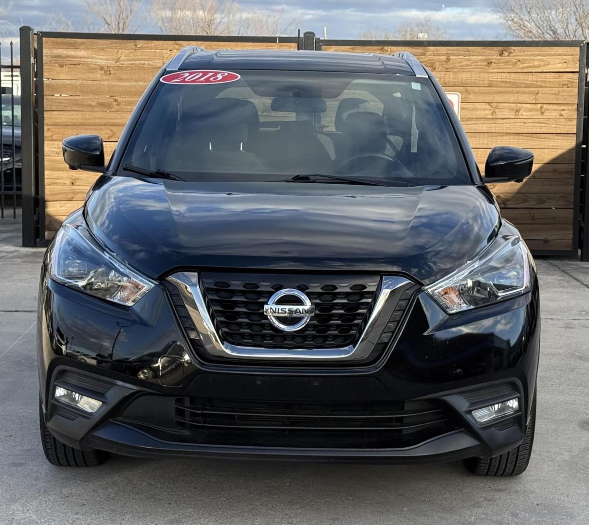 2018 Black Nissan Kicks (3N1CP5CU8JL) with an 1.6L L4 engine, located at 2401 E Main St., Grand Prairie, TX, 75050, (972) 262-4440, 32.748981, -96.969643 - Photo#5