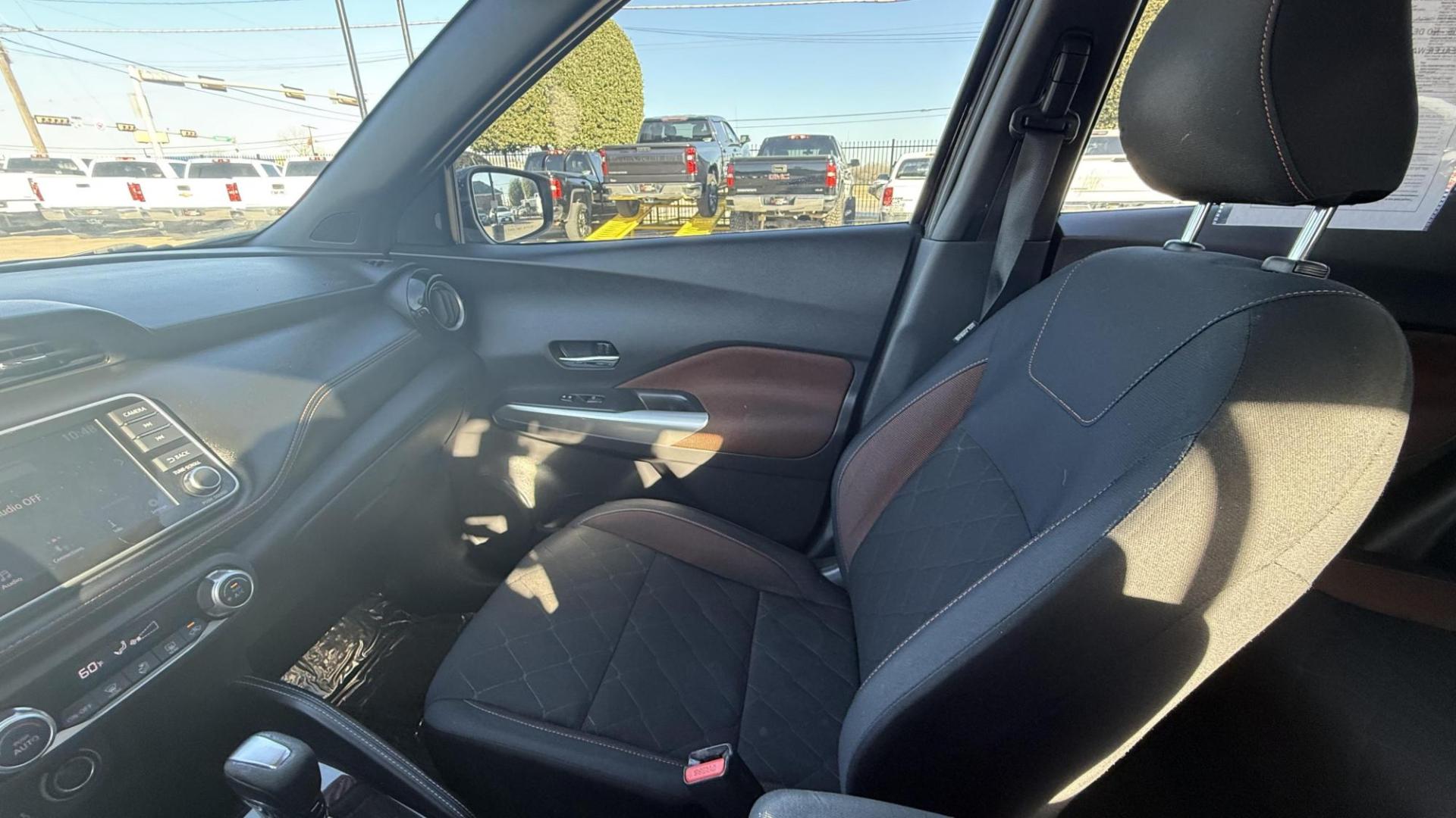 2018 Black Nissan Kicks (3N1CP5CU8JL) with an 1.6L L4 engine, located at 2401 E Main St., Grand Prairie, TX, 75050, (972) 262-4440, 32.748981, -96.969643 - Photo#33