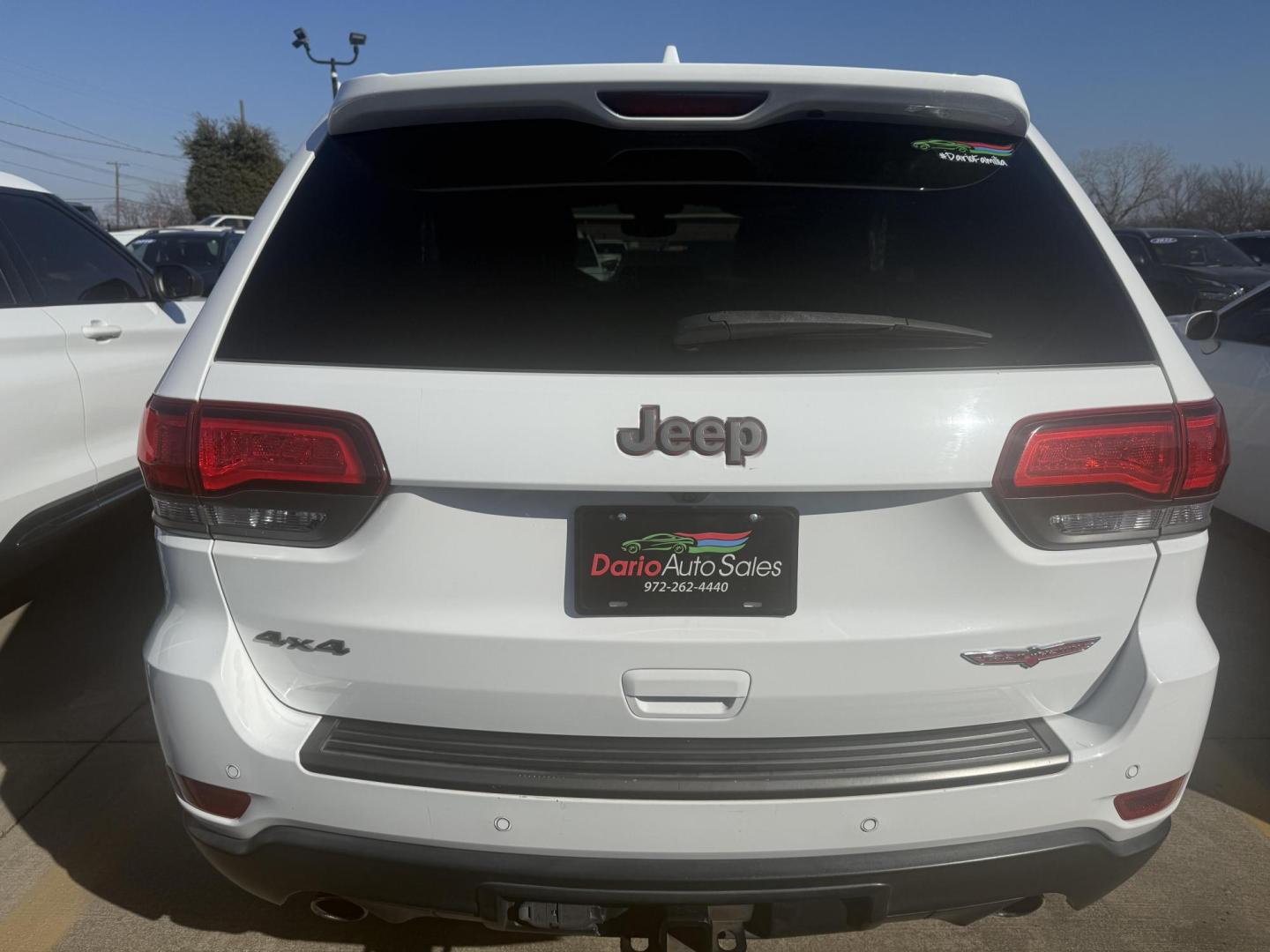 2017 White Jeep Grand Cherokee (1C4RJFLG8HC) with an 3.6L V6 DOHC 24V engine, located at 2401 E Main St., Grand Prairie, TX, 75050, (972) 262-4440, 32.748981, -96.969643 - Photo#6