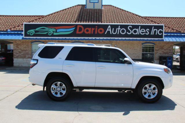 photo of 2016 Toyota 4Runner