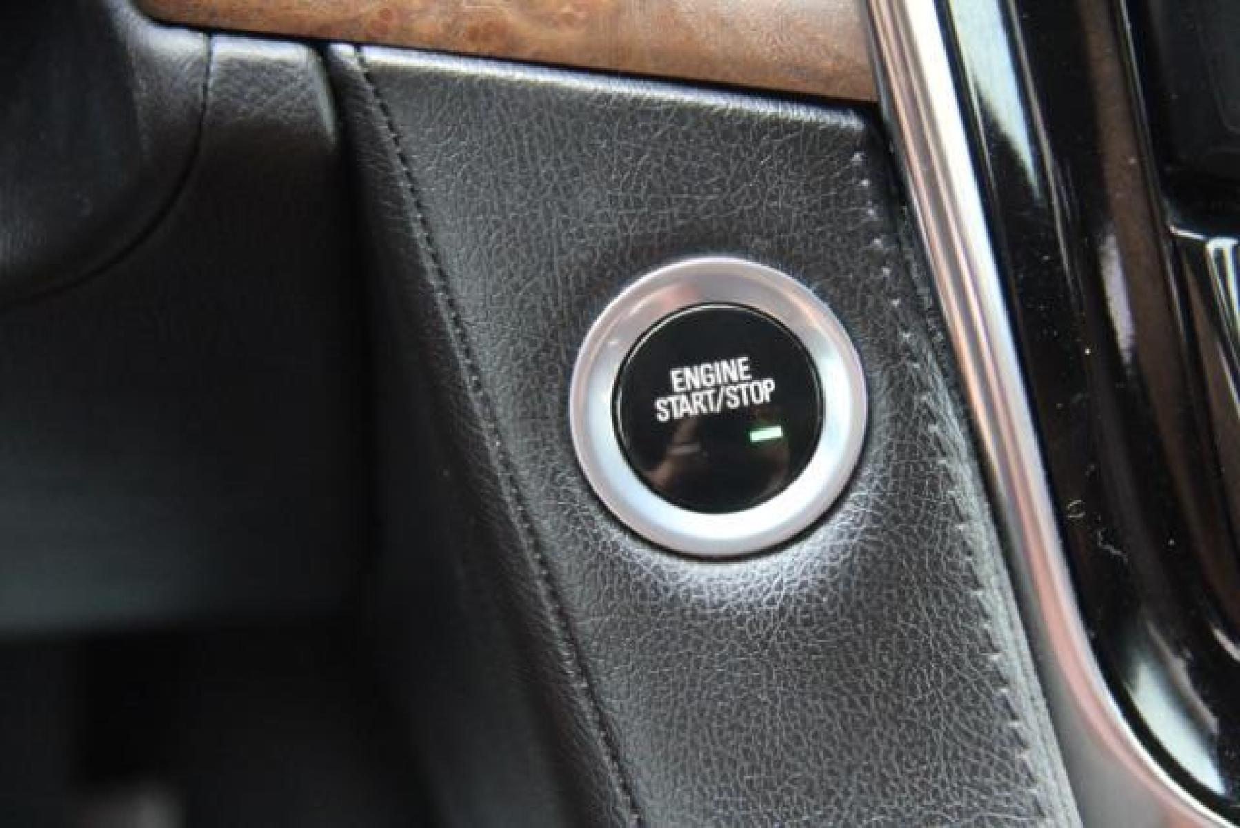 2015 Black Cadillac Escalade Premium 2WD (1GYS3CKJ5FR) with an 6.2L V8 OHV 16V FFV engine, 6-Speed Automatic transmission, located at 2401 E Main St., Grand Prairie, TX, 75050, (972) 262-4440, 32.749290, -96.970558 - Photo #17