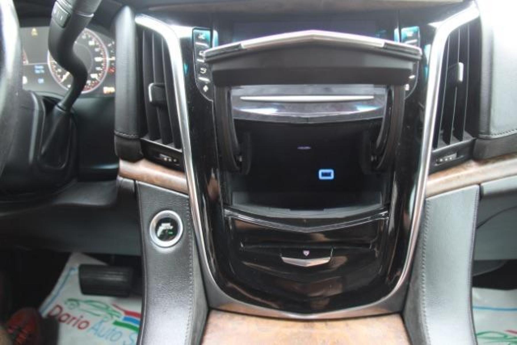 2015 Black Cadillac Escalade Premium 2WD (1GYS3CKJ5FR) with an 6.2L V8 OHV 16V FFV engine, 6-Speed Automatic transmission, located at 2401 E Main St., Grand Prairie, TX, 75050, (972) 262-4440, 32.749290, -96.970558 - Photo #28