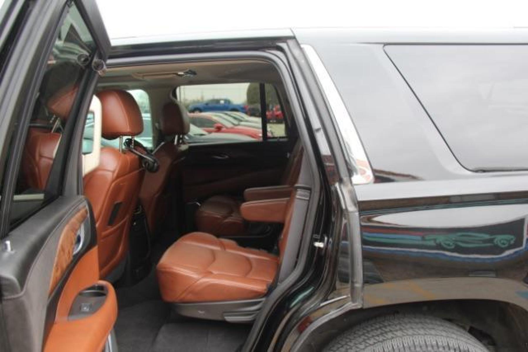 2015 Black Cadillac Escalade Premium 2WD (1GYS3CKJ5FR) with an 6.2L V8 OHV 16V FFV engine, 6-Speed Automatic transmission, located at 2401 E Main St., Grand Prairie, TX, 75050, (972) 262-4440, 32.749290, -96.970558 - Photo #34