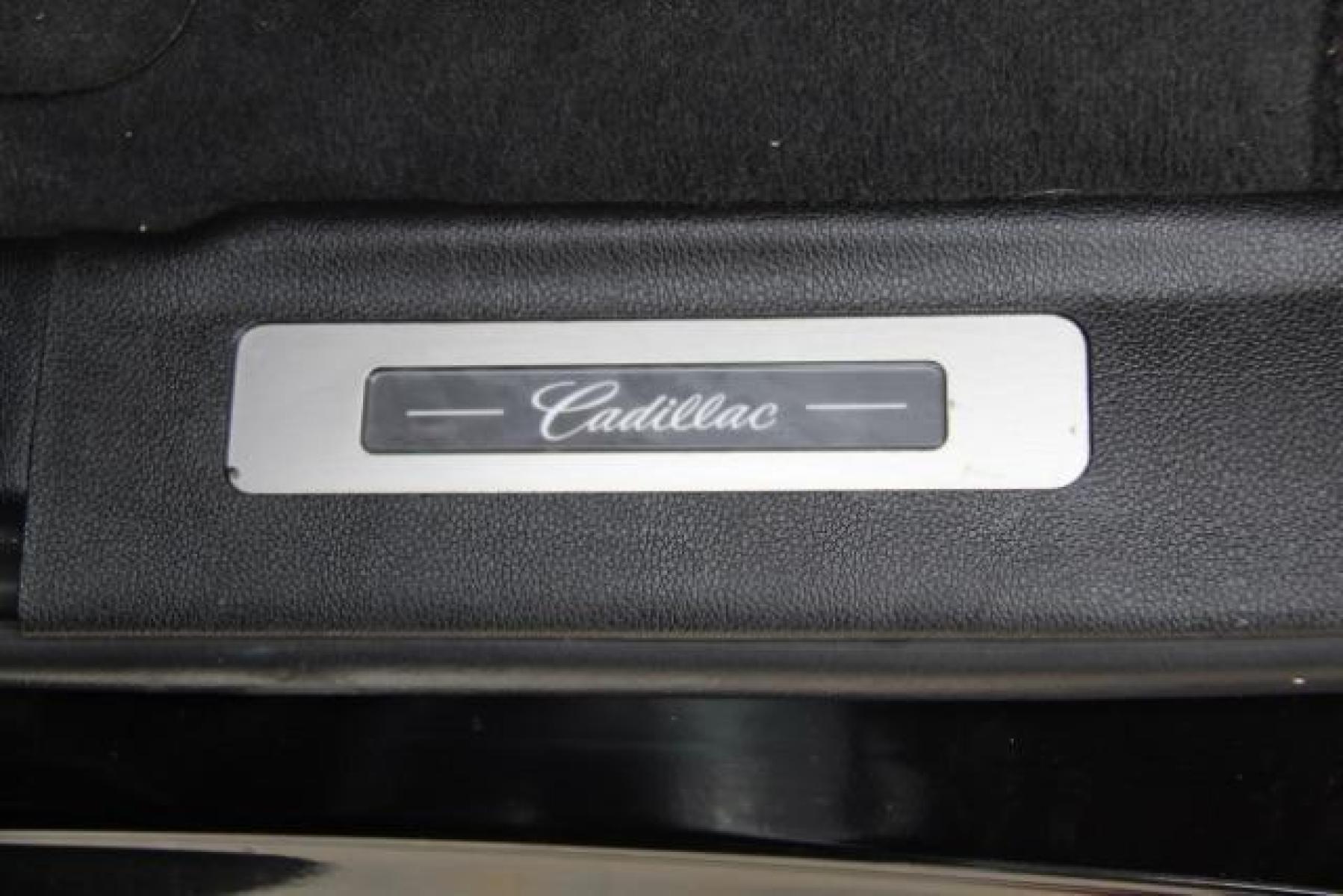 2015 Black Cadillac Escalade Premium 2WD (1GYS3CKJ5FR) with an 6.2L V8 OHV 16V FFV engine, 6-Speed Automatic transmission, located at 2401 E Main St., Grand Prairie, TX, 75050, (972) 262-4440, 32.749290, -96.970558 - Photo #35