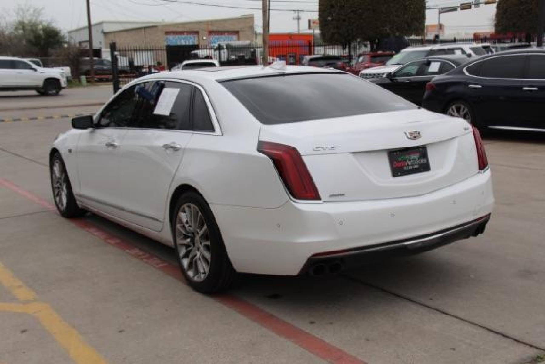 2017 WHITE Cadillac CT6 3.6L Luxury AWD (1G6KD5RS8HU) with an 3.6L V6 DOHC 24V TURBO engine, 8-Speed Automatic transmission, located at 2401 E Main St., Grand Prairie, TX, 75050, (972) 262-4440, 32.749290, -96.970558 - Photo #3