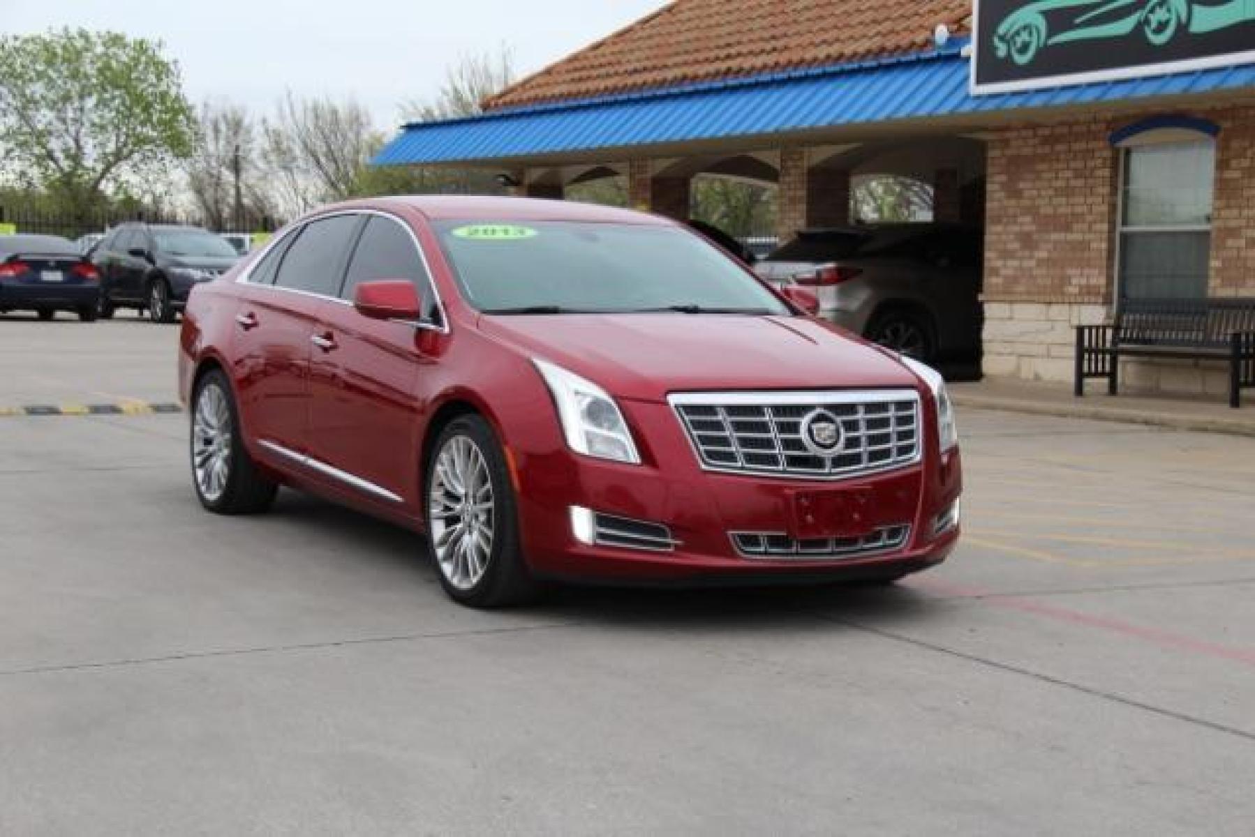 2013 RED Cadillac XTS Luxury (2G61P5S33D9) with an 3.6L V6 DOHC 24V engine, 6-Speed Automatic transmission, located at 2401 E Main St., Grand Prairie, TX, 75050, (972) 262-4440, 32.749290, -96.970558 - Photo #1