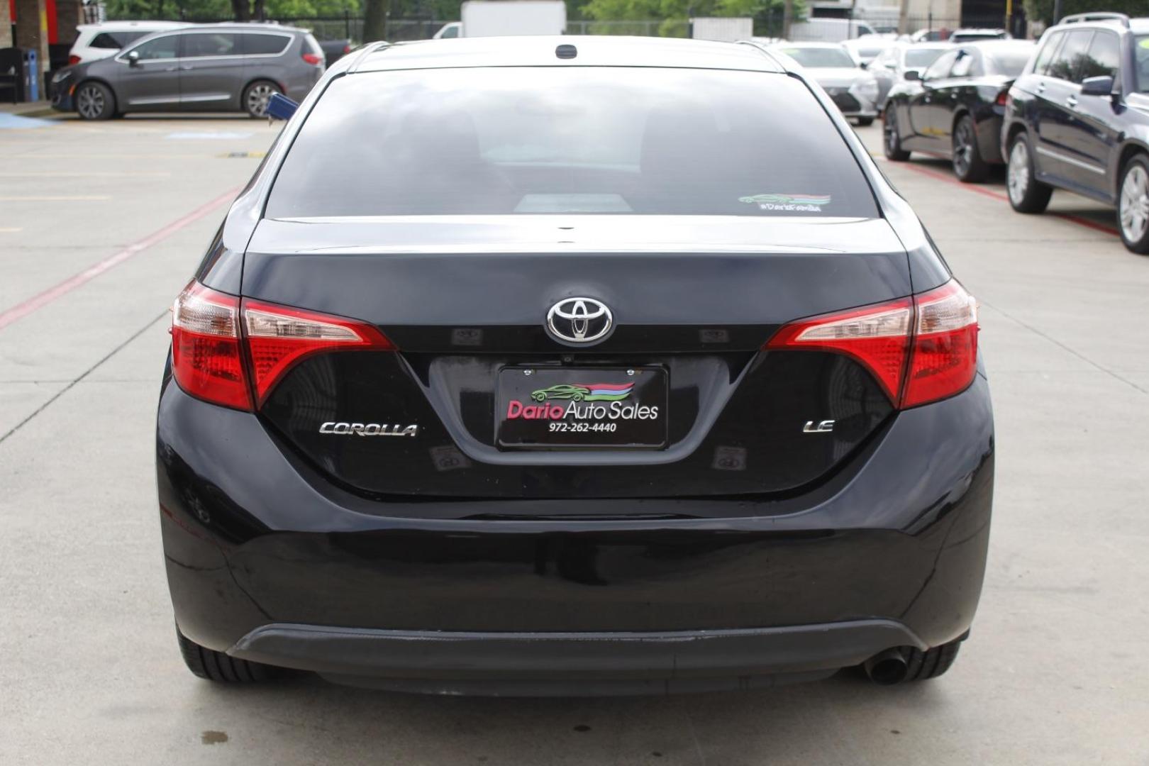 2018 Black Toyota Corolla LE CVT (5YFBURHE2JP) with an 1.8L L4 DOHC 16V engine, Continuously Variable Transmission transmission, located at 2401 E Main St., Grand Prairie, TX, 75050, (972) 262-4440, 32.748981, -96.969643 - Photo#5