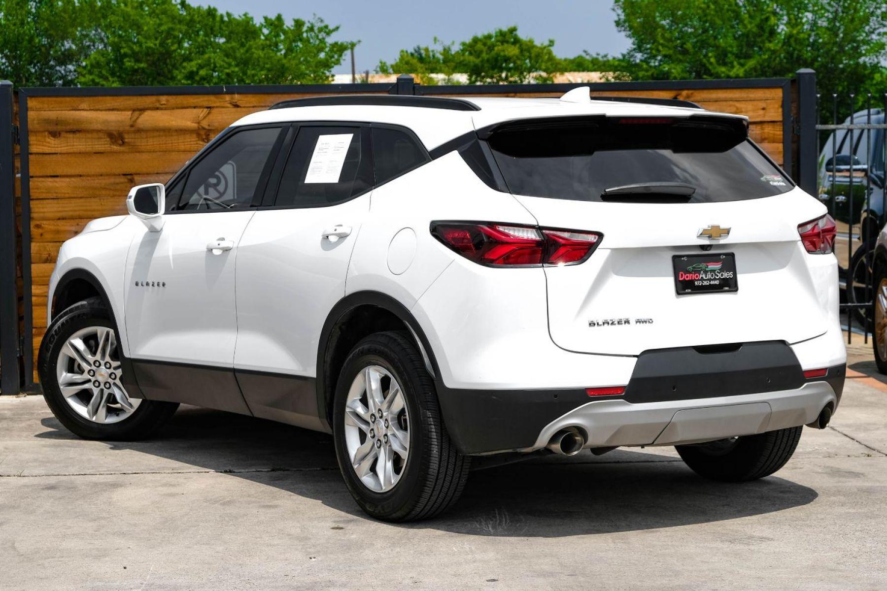 2020 WHITE Chevrolet Blazer 2LT AWD (3GNKBHRSXLS) with an 3.6L V6 DOHC 24V engine, 9-Speed Automatic transmission, located at 2401 E Main St., Grand Prairie, TX, 75050, (972) 262-4440, 32.748981, -96.969643 - Photo #7