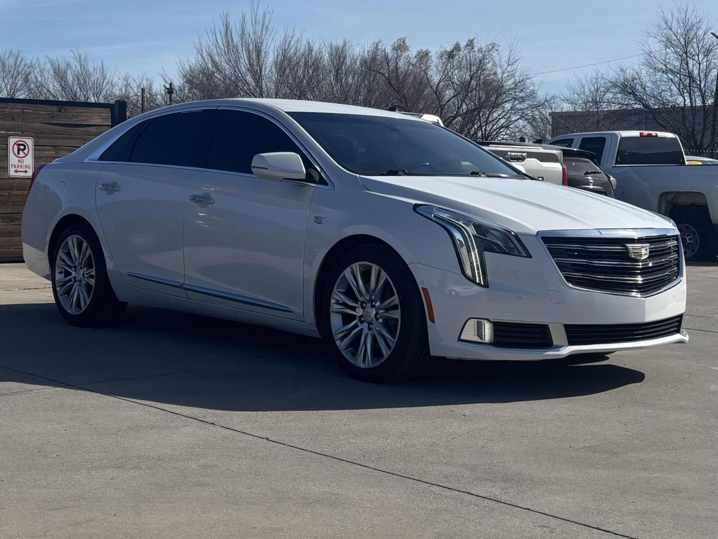 2019 White Cadillac Xts (2G61M5S31K9) with an 3.6L V6 DOHC 24V engine, located at 2401 E Main St., Grand Prairie, TX, 75050, (972) 262-4440, 32.748981, -96.969643 - Photo#15