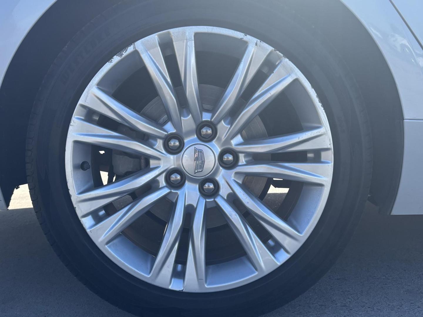 2019 White Cadillac Xts (2G61M5S31K9) with an 3.6L V6 DOHC 24V engine, located at 2401 E Main St., Grand Prairie, TX, 75050, (972) 262-4440, 32.748981, -96.969643 - Photo#19