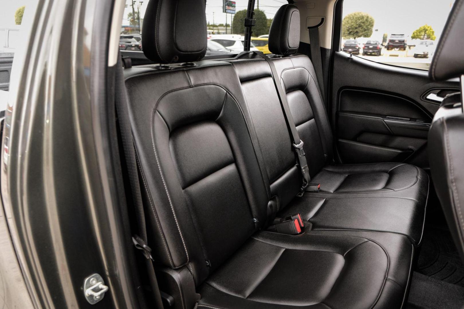 2018 BLACK Chevrolet Colorado ZR2 Crew Cab 4WD Short Box (1GCGTEEN4J1) with an 3.6L V6 DOHC 24V GAS engine, 6-Speed Automatic transmission, located at 2401 E Main St., Grand Prairie, TX, 75050, (972) 262-4440, 32.748981, -96.969643 - Photo#27