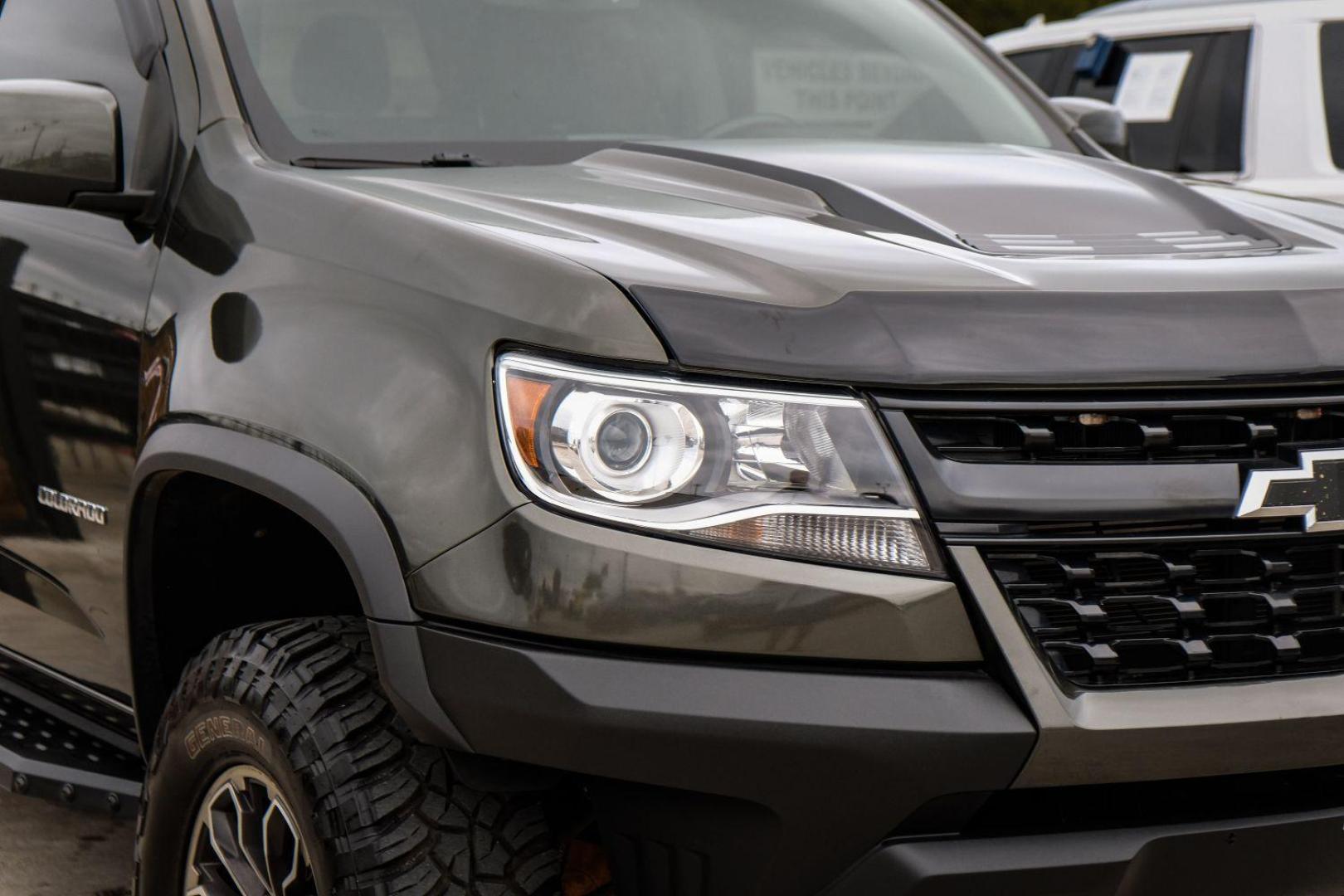 2018 BLACK Chevrolet Colorado ZR2 Crew Cab 4WD Short Box (1GCGTEEN4J1) with an 3.6L V6 DOHC 24V GAS engine, 6-Speed Automatic transmission, located at 2401 E Main St., Grand Prairie, TX, 75050, (972) 262-4440, 32.748981, -96.969643 - Photo#36