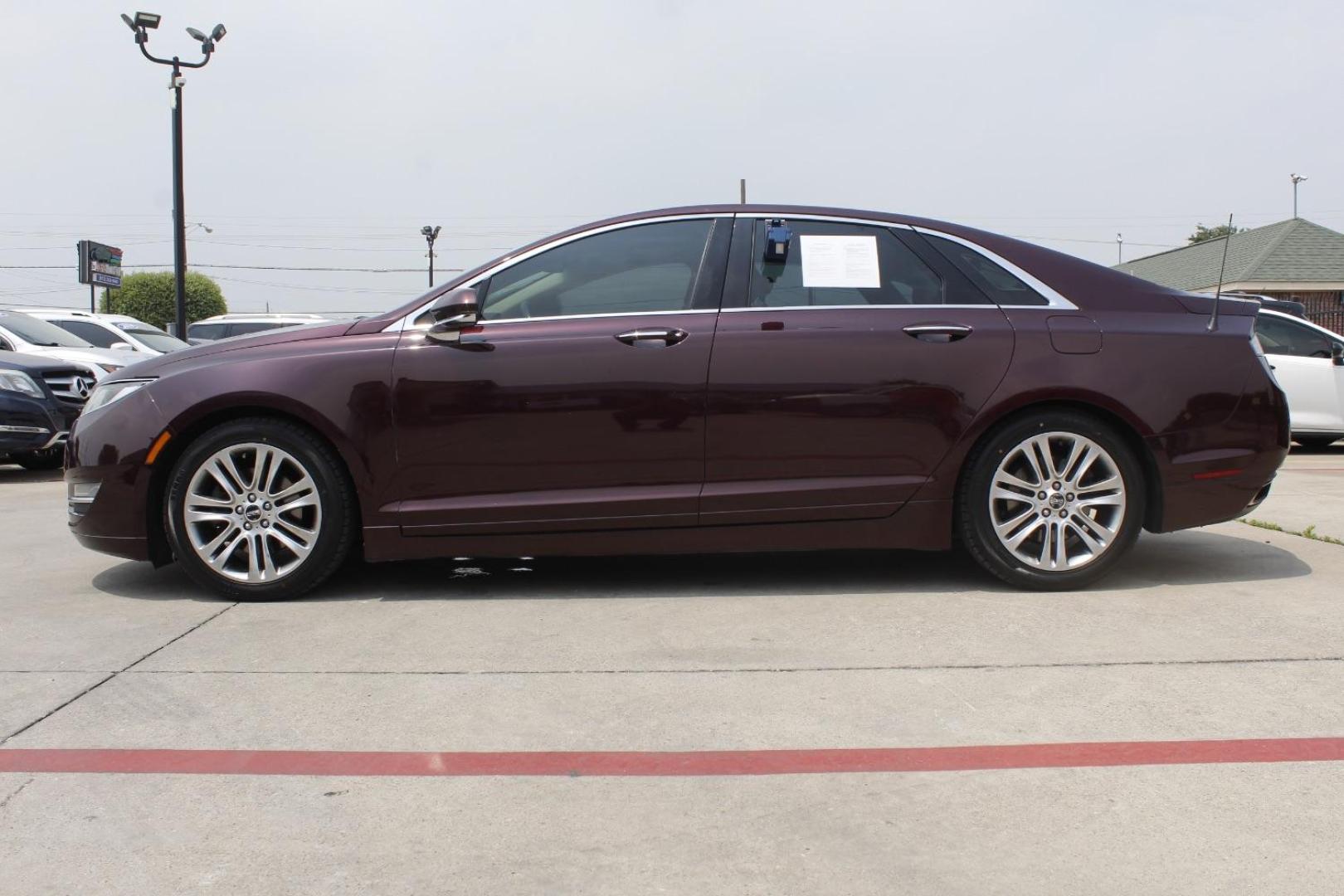 2013 MAROON Lincoln MKZ FWD (3LN6L2G92DR) with an 2.0L L4 DOHC 16V engine, 6-Speed Automatic transmission, located at 2401 E Main St., Grand Prairie, TX, 75050, (972) 262-4440, 32.748981, -96.969643 - Photo#2
