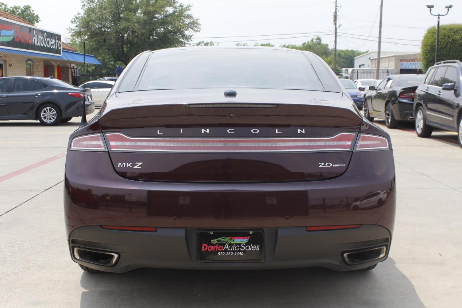 2013 MAROON Lincoln MKZ FWD (3LN6L2G92DR) with an 2.0L L4 DOHC 16V engine, 6-Speed Automatic transmission, located at 2401 E Main St., Grand Prairie, TX, 75050, (972) 262-4440, 32.748981, -96.969643 - Photo#5