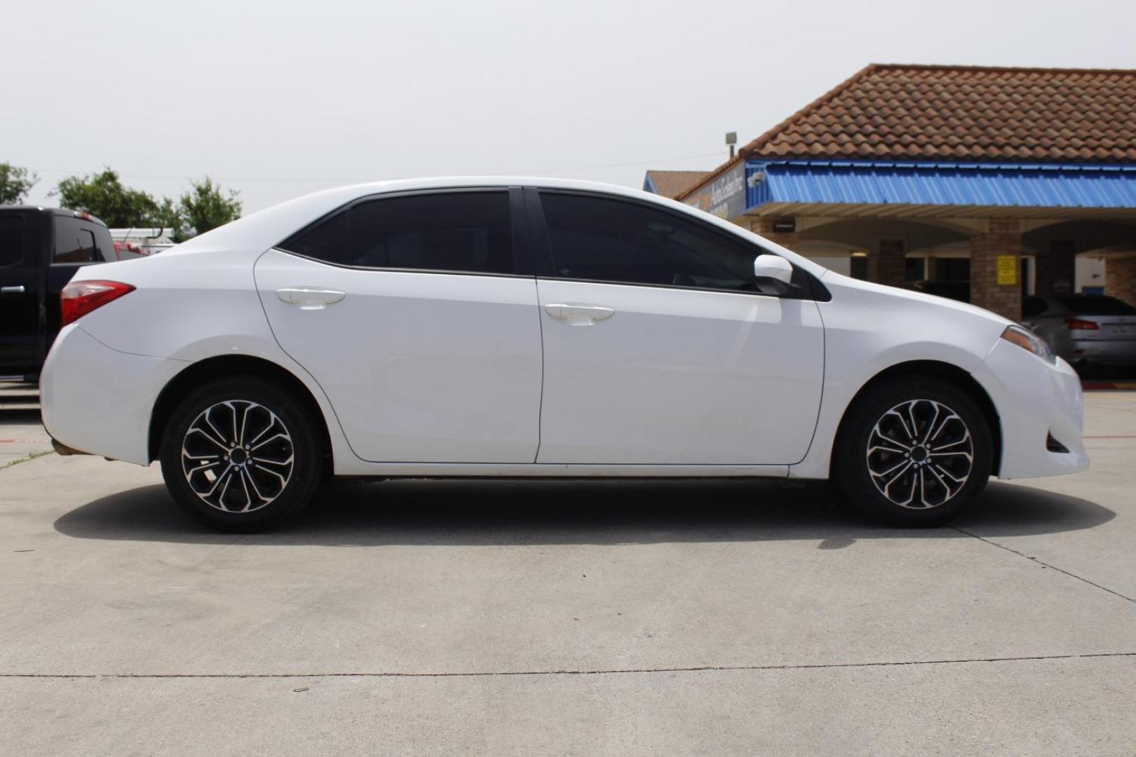 2017 WHITE Toyota Corolla LE CVT (5YFBURHE3HP) with an 1.8L L4 DOHC 16V engine, Continuously Variabl transmission, located at 2401 E Main St., Grand Prairie, TX, 75050, (972) 262-4440, 32.748981, -96.969643 - Photo#9