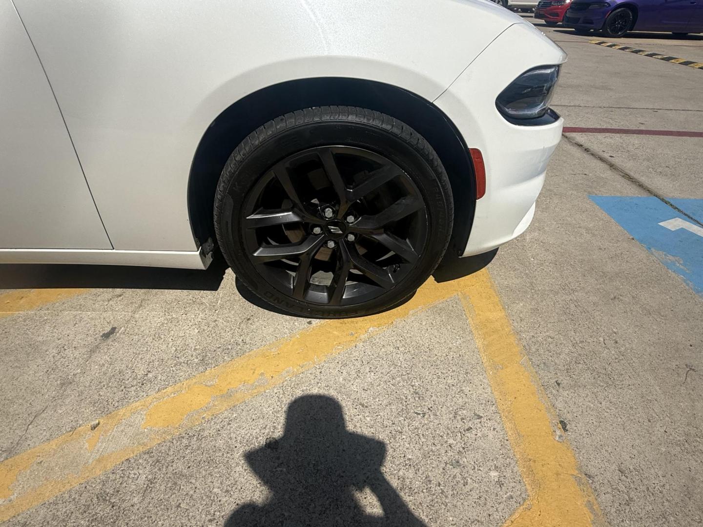 2015 White Dodge Charger (2C3CDXJG9FH) with an 3.6L V6 DOHC 24V engine, located at 2401 E Main St., Grand Prairie, TX, 75050, (972) 262-4440, 32.748981, -96.969643 - Photo#6