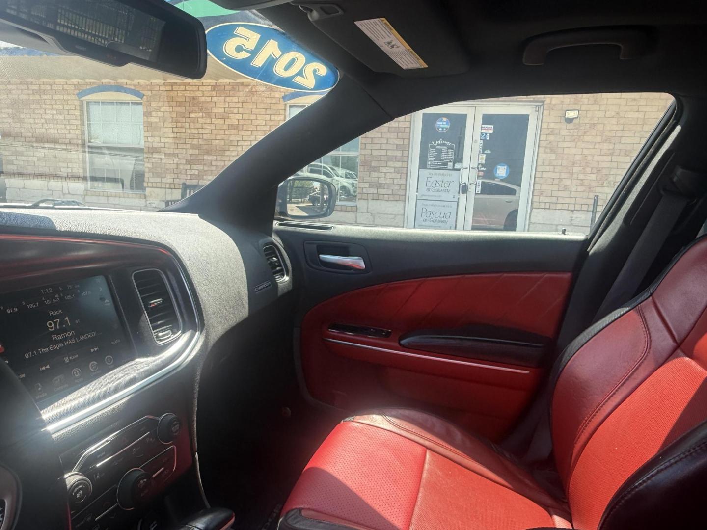 2015 White Dodge Charger (2C3CDXJG9FH) with an 3.6L V6 DOHC 24V engine, located at 2401 E Main St., Grand Prairie, TX, 75050, (972) 262-4440, 32.748981, -96.969643 - Photo#10