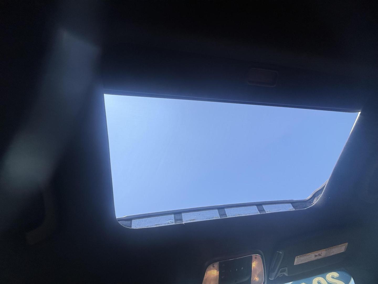 2015 White Dodge Charger (2C3CDXJG9FH) with an 3.6L V6 DOHC 24V engine, located at 2401 E Main St., Grand Prairie, TX, 75050, (972) 262-4440, 32.748981, -96.969643 - Photo#25