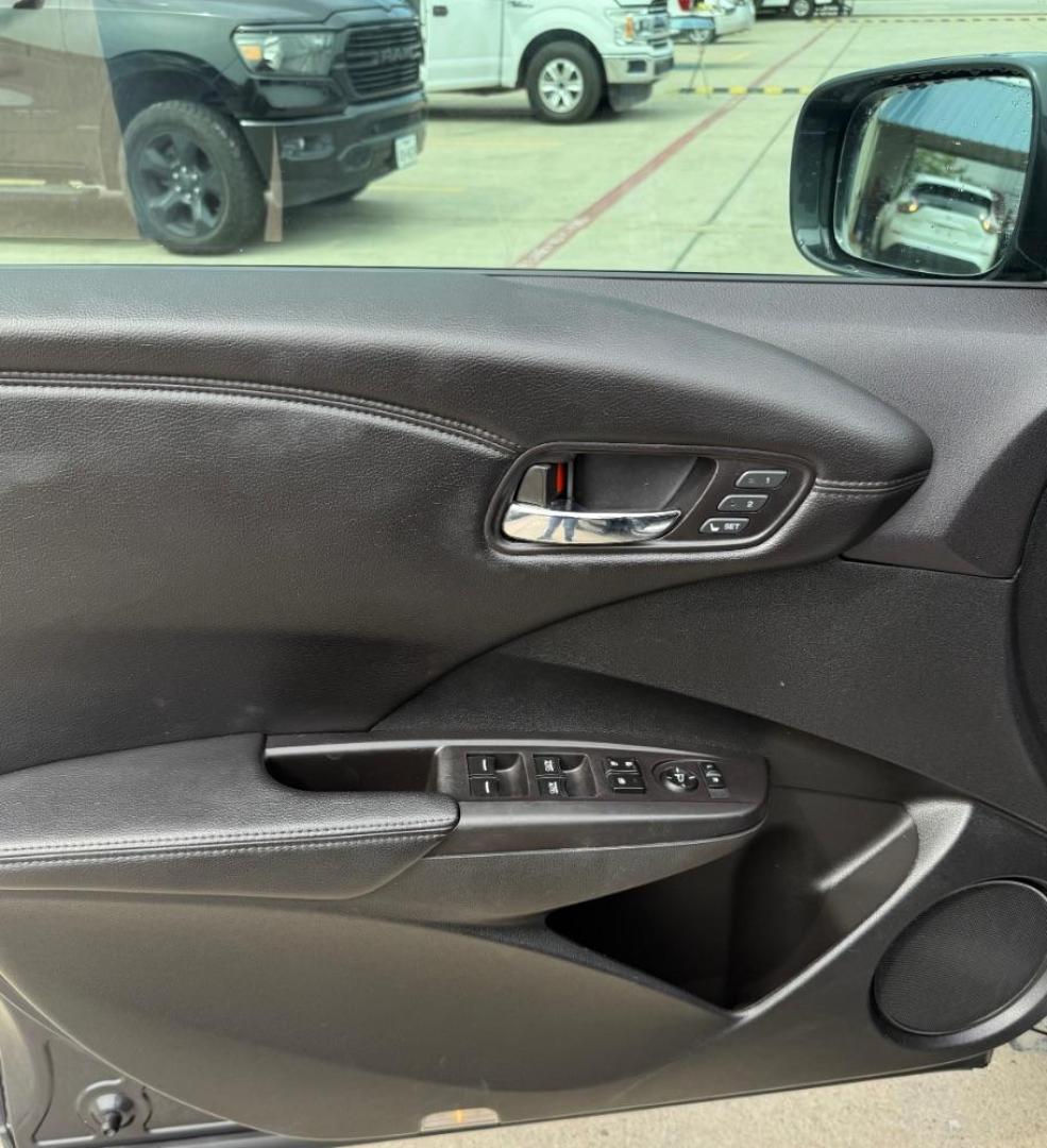 2014 Gray Acura RDX 6-Spd AT w/ Technolo (5J8TB3H54EL) with an 3.5L V6 DOHC 24V engine, 6-Speed Automatic transmission, located at 2401 E Main St., Grand Prairie, TX, 75050, (972) 262-4440, 32.748981, -96.969643 - Photo#13