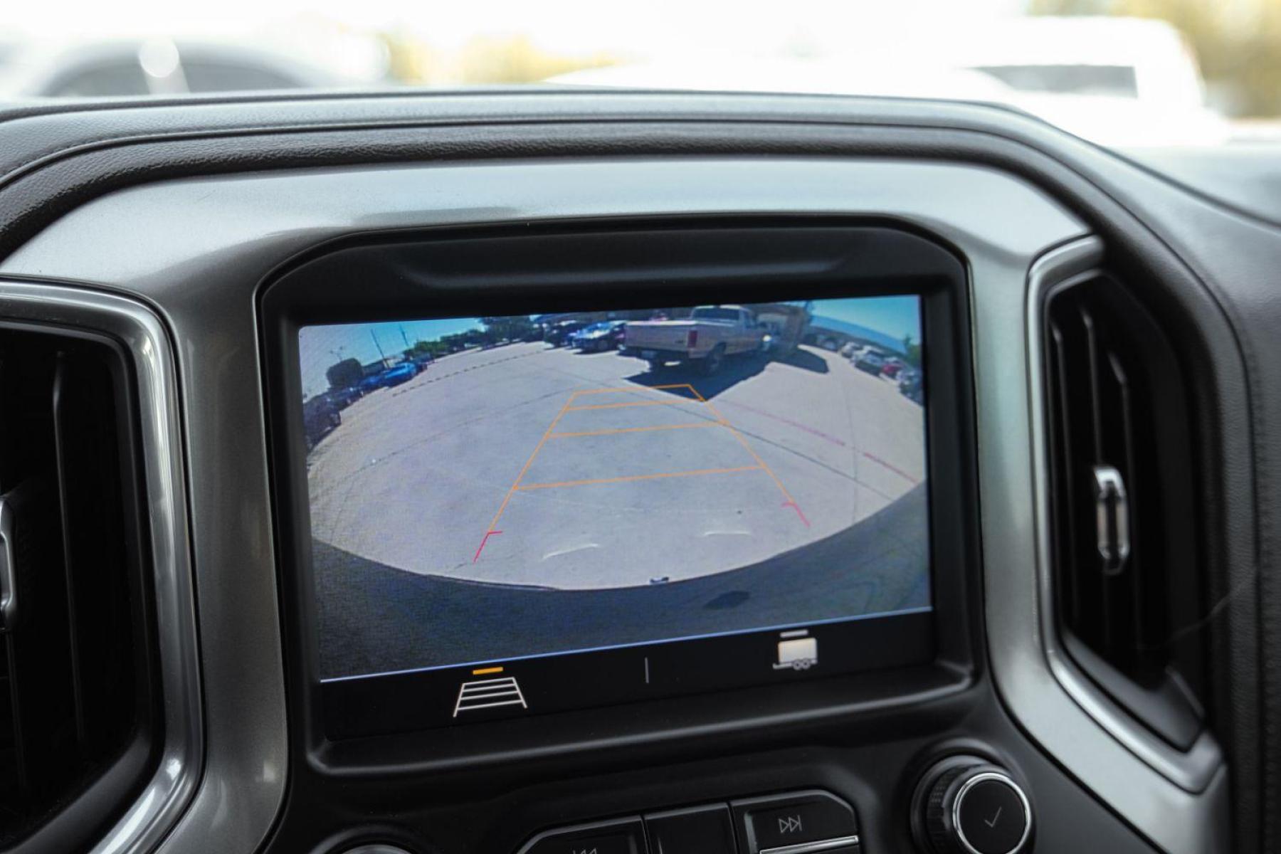 2019 BLACK Chevrolet Silverado 1500 LT Crew Cab 2WD (1GCPWCED0KZ) with an 5.3L V8 OHV 16V engine, 6-Speed Automatic transmission, located at 2401 E Main St., Grand Prairie, TX, 75050, (972) 262-4440, 32.748981, -96.969643 - Photo #25