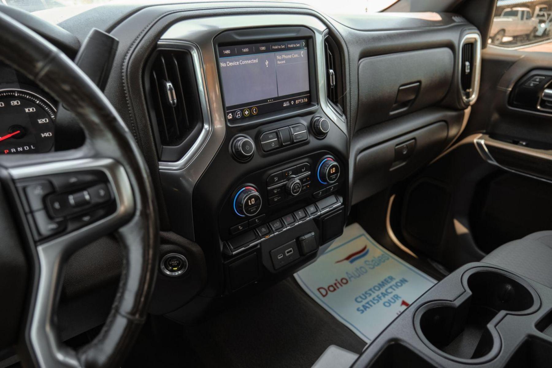 2019 BLACK Chevrolet Silverado 1500 LT Crew Cab 2WD (1GCPWCED0KZ) with an 5.3L V8 OHV 16V engine, 6-Speed Automatic transmission, located at 2401 E Main St., Grand Prairie, TX, 75050, (972) 262-4440, 32.748981, -96.969643 - Photo #27