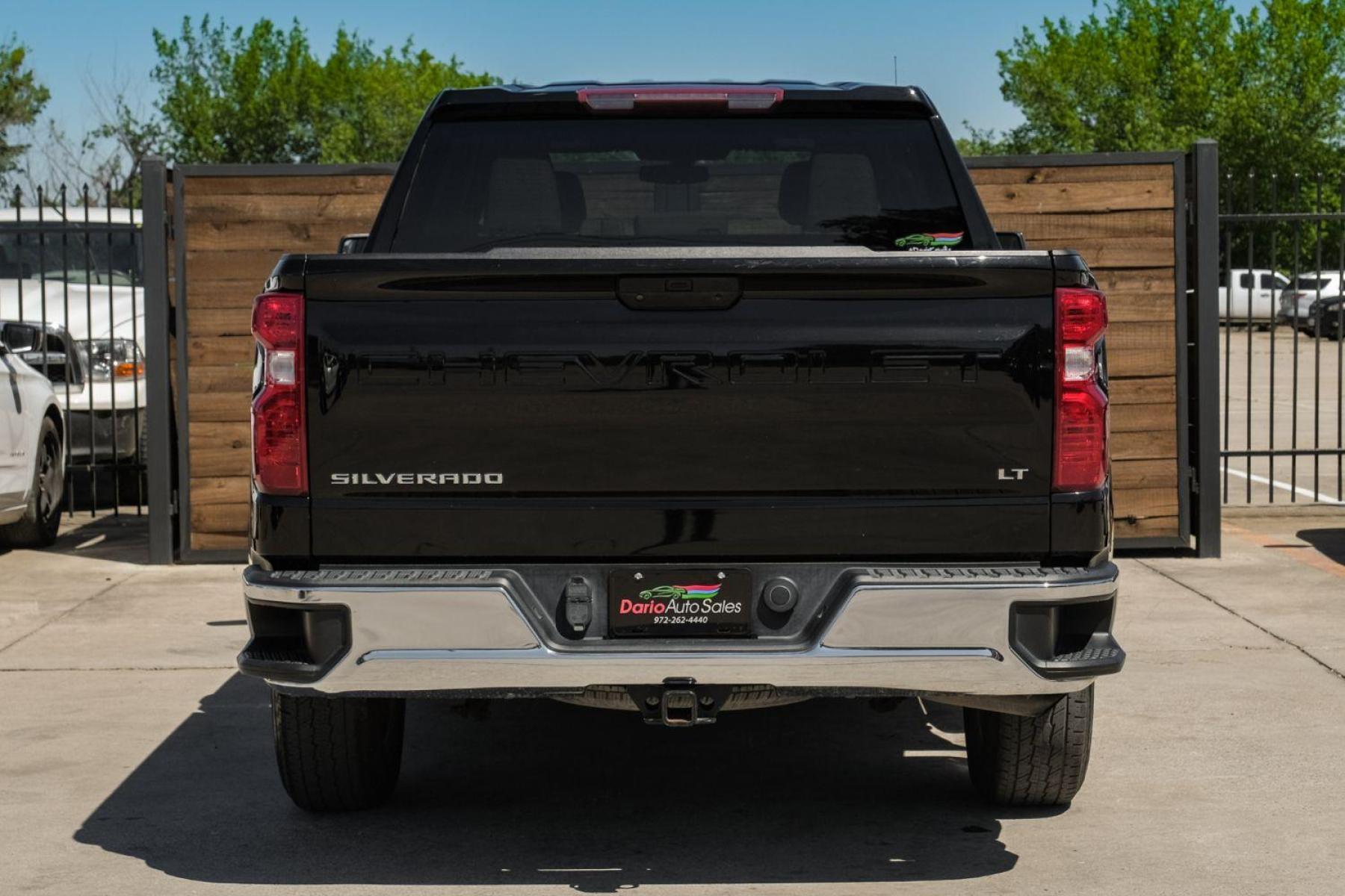 2019 BLACK Chevrolet Silverado 1500 LT Crew Cab 2WD (1GCPWCED0KZ) with an 5.3L V8 OHV 16V engine, 6-Speed Automatic transmission, located at 2401 E Main St., Grand Prairie, TX, 75050, (972) 262-4440, 32.748981, -96.969643 - Photo #8