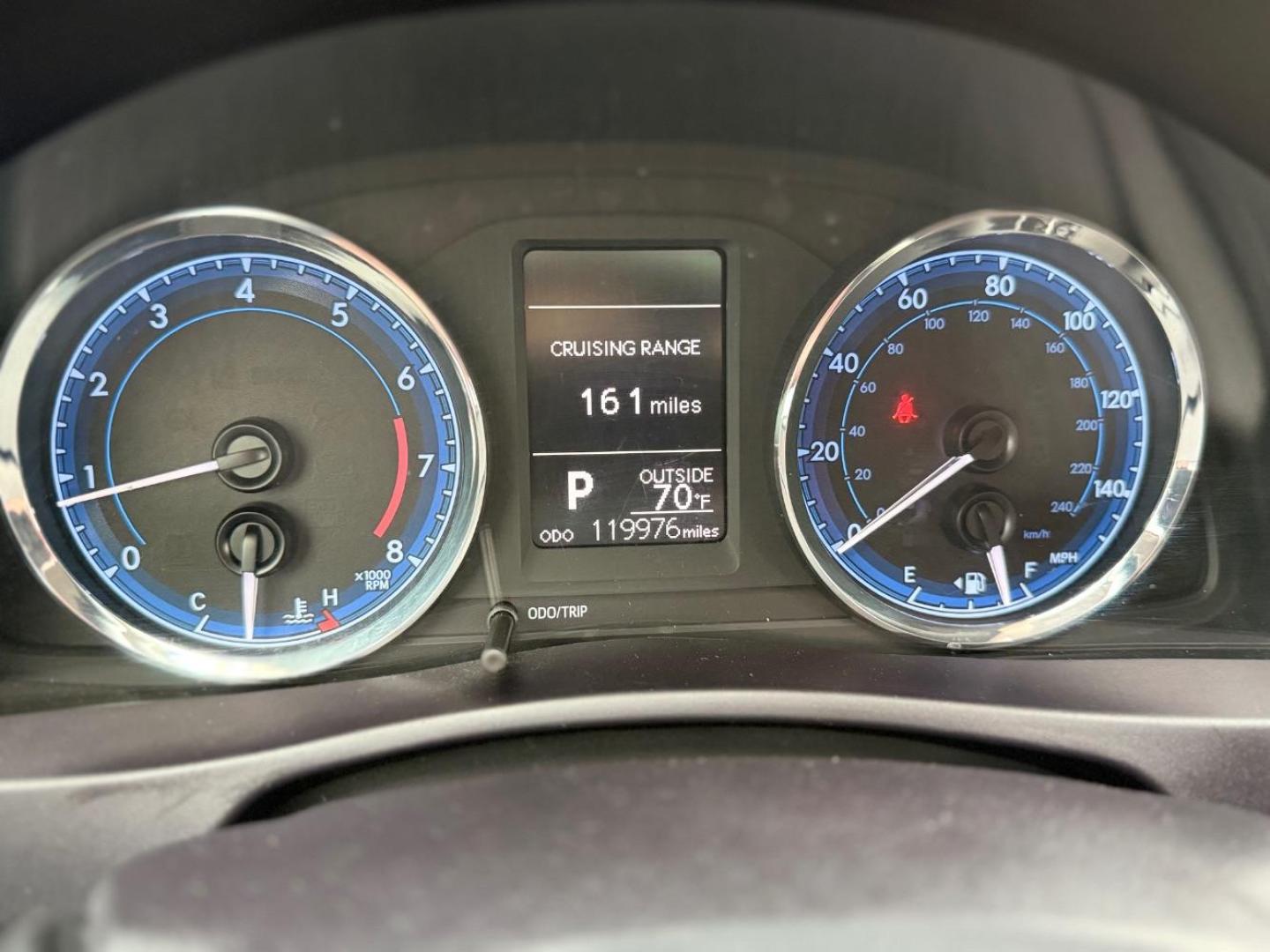 2018 red Toyota Corolla LE CVT (5YFBURHE8JP) with an 1.8L L4 DOHC 16V engine, Continuously Variabl transmission, located at 2401 E Main St., Grand Prairie, TX, 75050, (972) 262-4440, 32.748981, -96.969643 - Photo#22