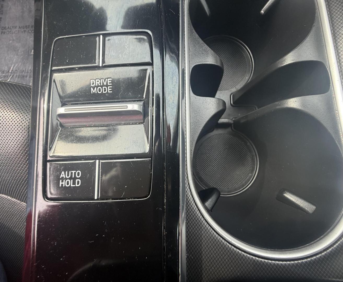 2020 Gray Hyundai Sonata (5NPEF4JA9LH) with an 2.5L L4 DOHC 16V engine, located at 2401 E Main St., Grand Prairie, TX, 75050, (972) 262-4440, 32.748981, -96.969643 - Photo#3