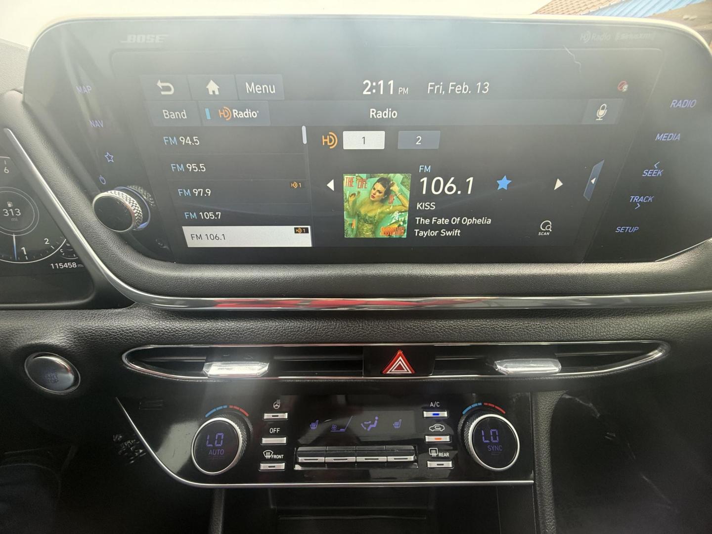 2020 Gray Hyundai Sonata (5NPEF4JA9LH) with an 2.5L L4 DOHC 16V engine, located at 2401 E Main St., Grand Prairie, TX, 75050, (972) 262-4440, 32.748981, -96.969643 - Photo#9