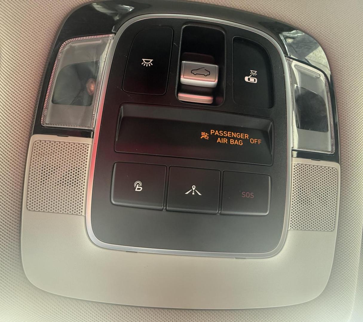 2020 Gray Hyundai Sonata (5NPEF4JA9LH) with an 2.5L L4 DOHC 16V engine, located at 2401 E Main St., Grand Prairie, TX, 75050, (972) 262-4440, 32.748981, -96.969643 - Photo#15