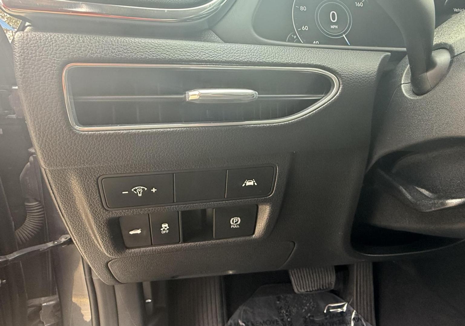 2020 Gray Hyundai Sonata (5NPEF4JA9LH) with an 2.5L L4 DOHC 16V engine, located at 2401 E Main St., Grand Prairie, TX, 75050, (972) 262-4440, 32.748981, -96.969643 - Photo#16