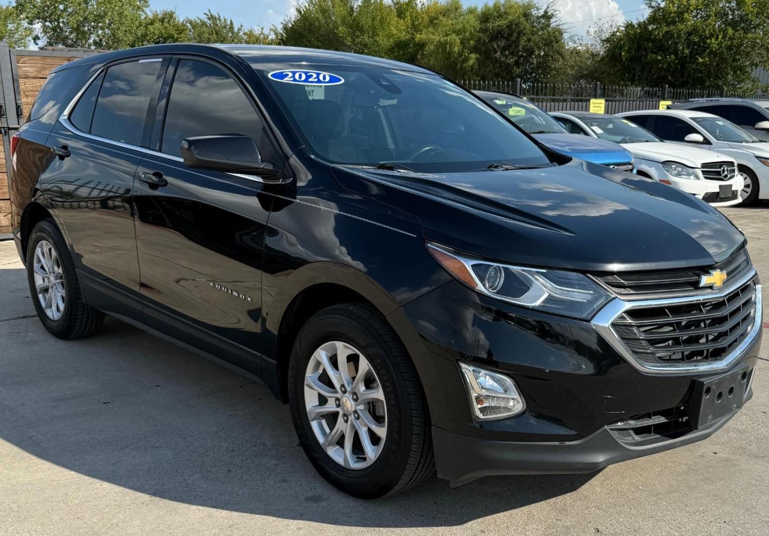 2020 BLACK Chevrolet Equinox LT 2WD (3GNAXKEV6LL) with an 1.5L L4 DOHC 16V TUR engine, 6-Speed Automatic transmission, located at 2401 E Main St., Grand Prairie, TX, 75050, (972) 262-4440, 32.748981, -96.969643 - Photo#15