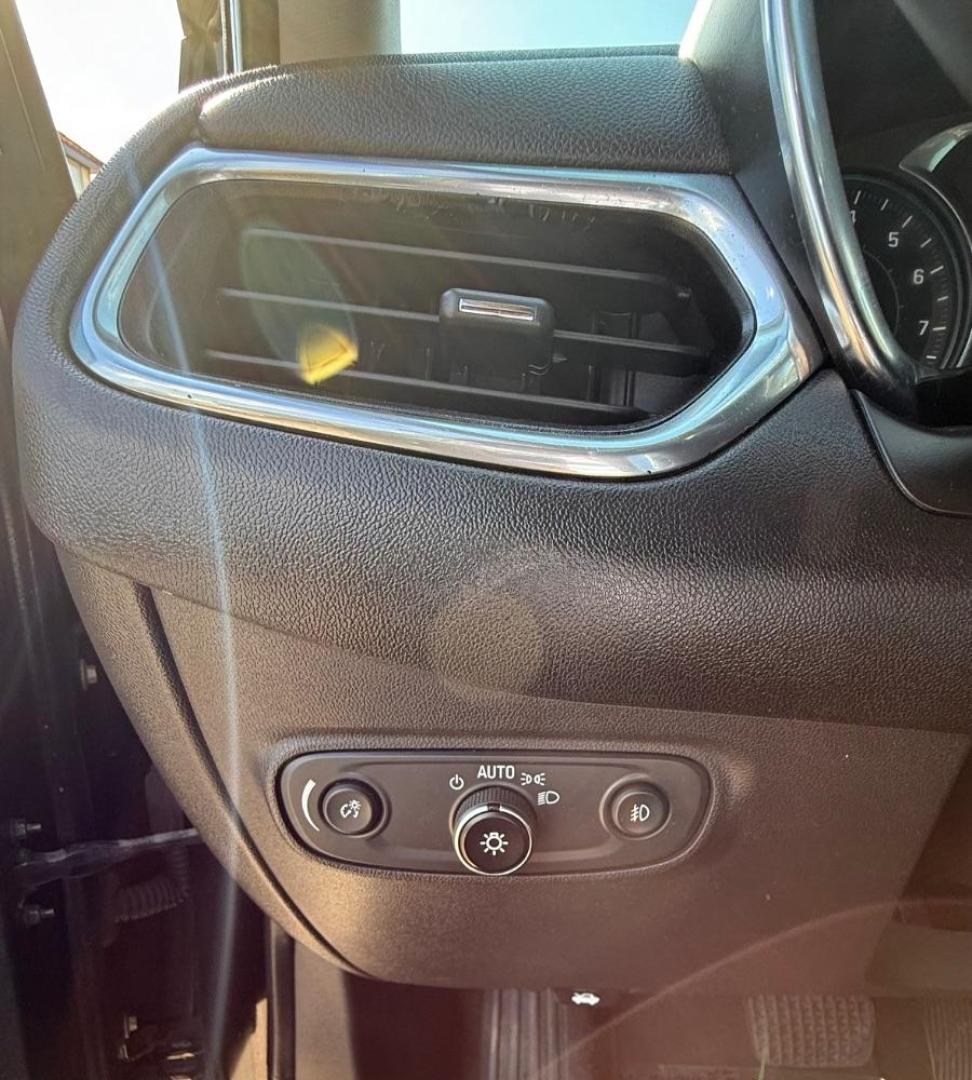 2020 BLACK Chevrolet Equinox LT 2WD (3GNAXKEV6LL) with an 1.5L L4 DOHC 16V TUR engine, 6-Speed Automatic transmission, located at 2401 E Main St., Grand Prairie, TX, 75050, (972) 262-4440, 32.748981, -96.969643 - Photo#19