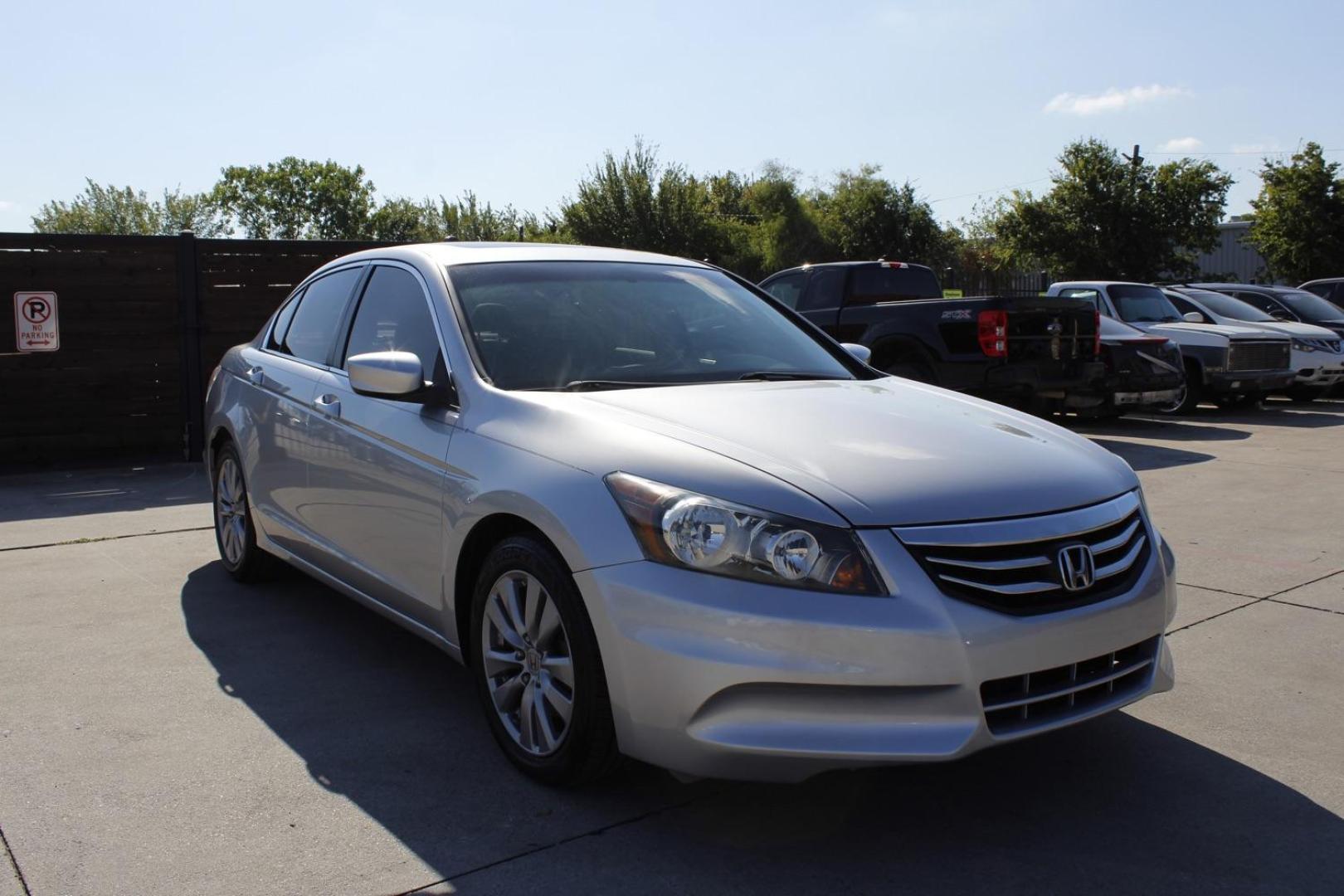 2012 silver Honda Accord EX-L Sedan AT (1HGCP2F81CA) with an 2.4L L4 DOHC 16V engine, 5-Speed Automatic transmission, located at 2401 E Main St., Grand Prairie, TX, 75050, (972) 262-4440, 32.748981, -96.969643 - Photo#1