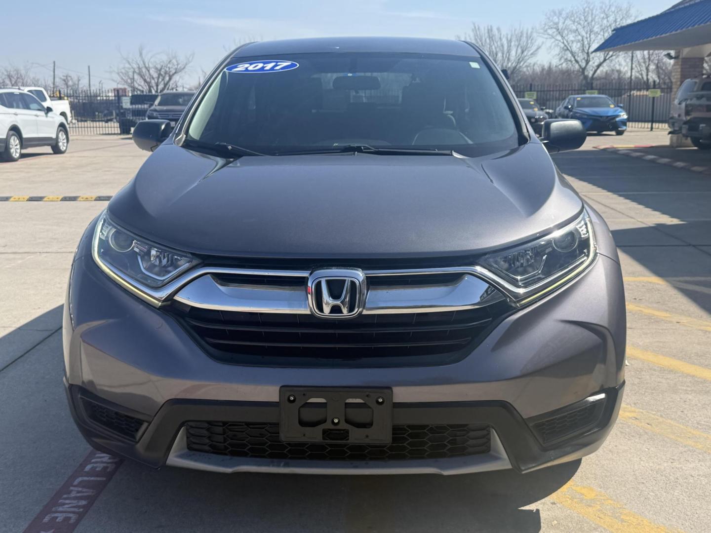 2017 Gray Honda Cr-V (2HKRW5H31HH) with an 2.4L L4 DOHC 16V engine, located at 2401 E Main St., Grand Prairie, TX, 75050, (972) 262-4440, 32.748981, -96.969643 - Photo#3