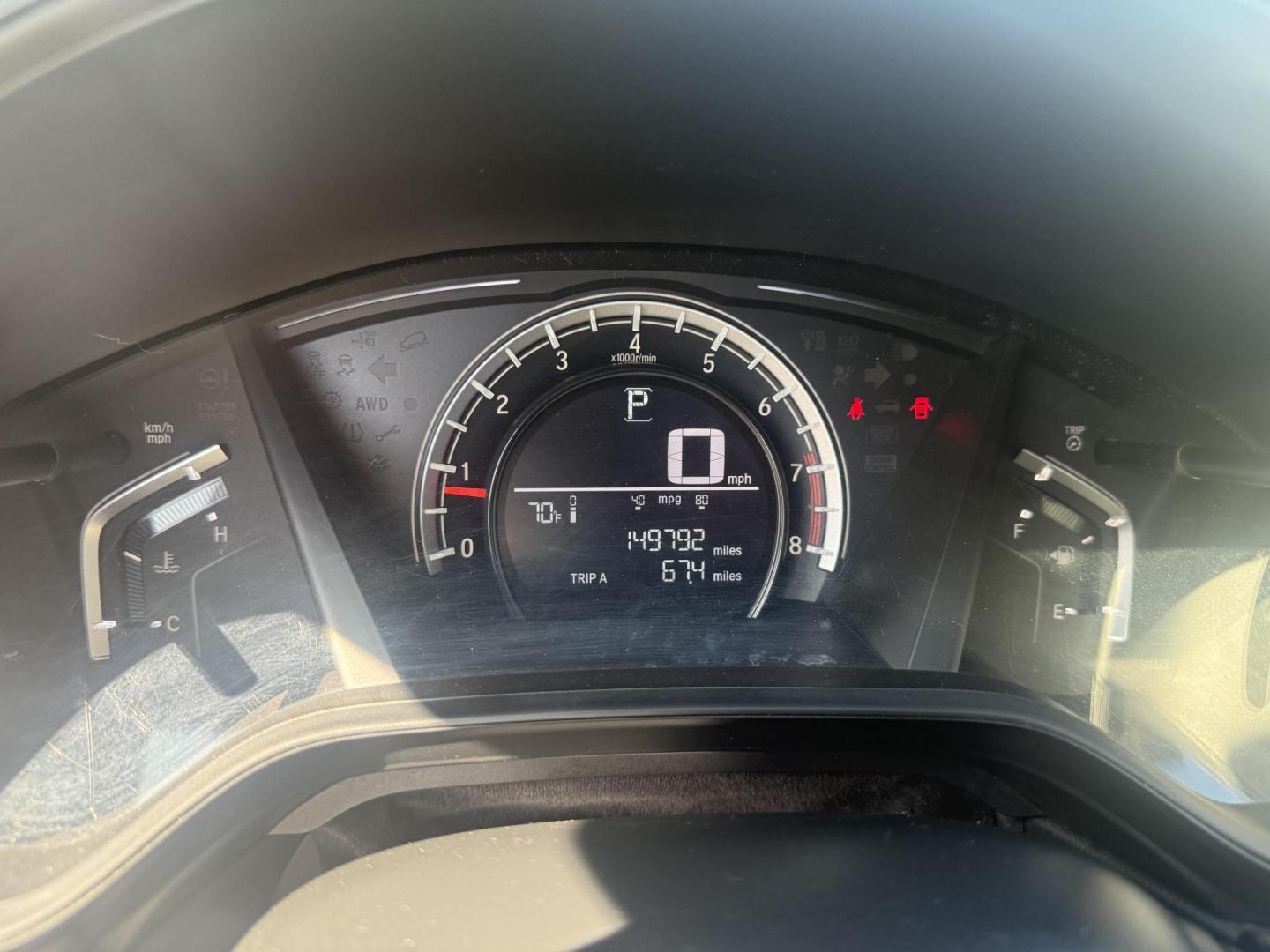 2017 Gray Honda Cr-V (2HKRW5H31HH) with an 2.4L L4 DOHC 16V engine, located at 2401 E Main St., Grand Prairie, TX, 75050, (972) 262-4440, 32.748981, -96.969643 - Photo#5