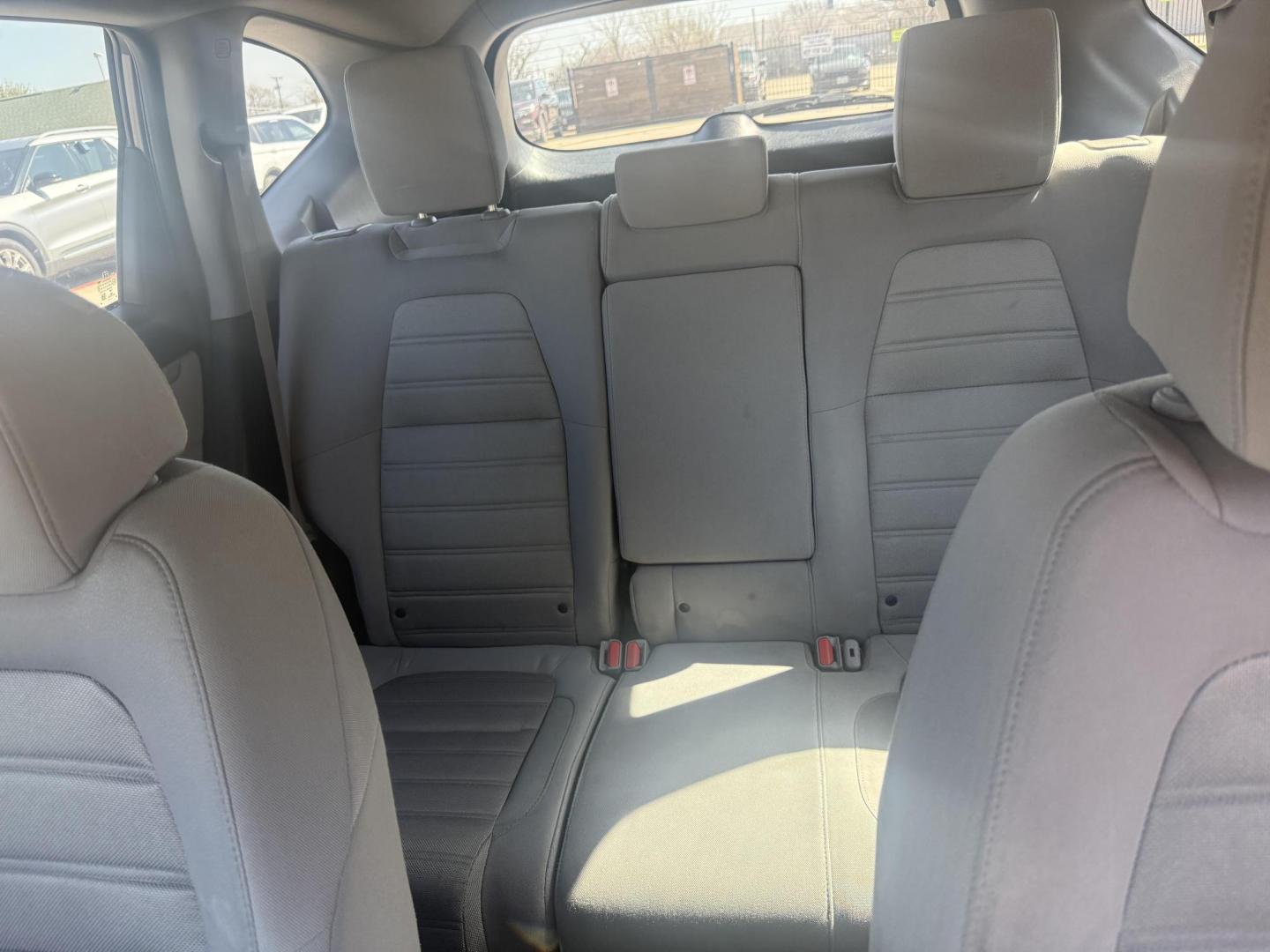 2017 Gray Honda Cr-V (2HKRW5H31HH) with an 2.4L L4 DOHC 16V engine, located at 2401 E Main St., Grand Prairie, TX, 75050, (972) 262-4440, 32.748981, -96.969643 - Photo#17