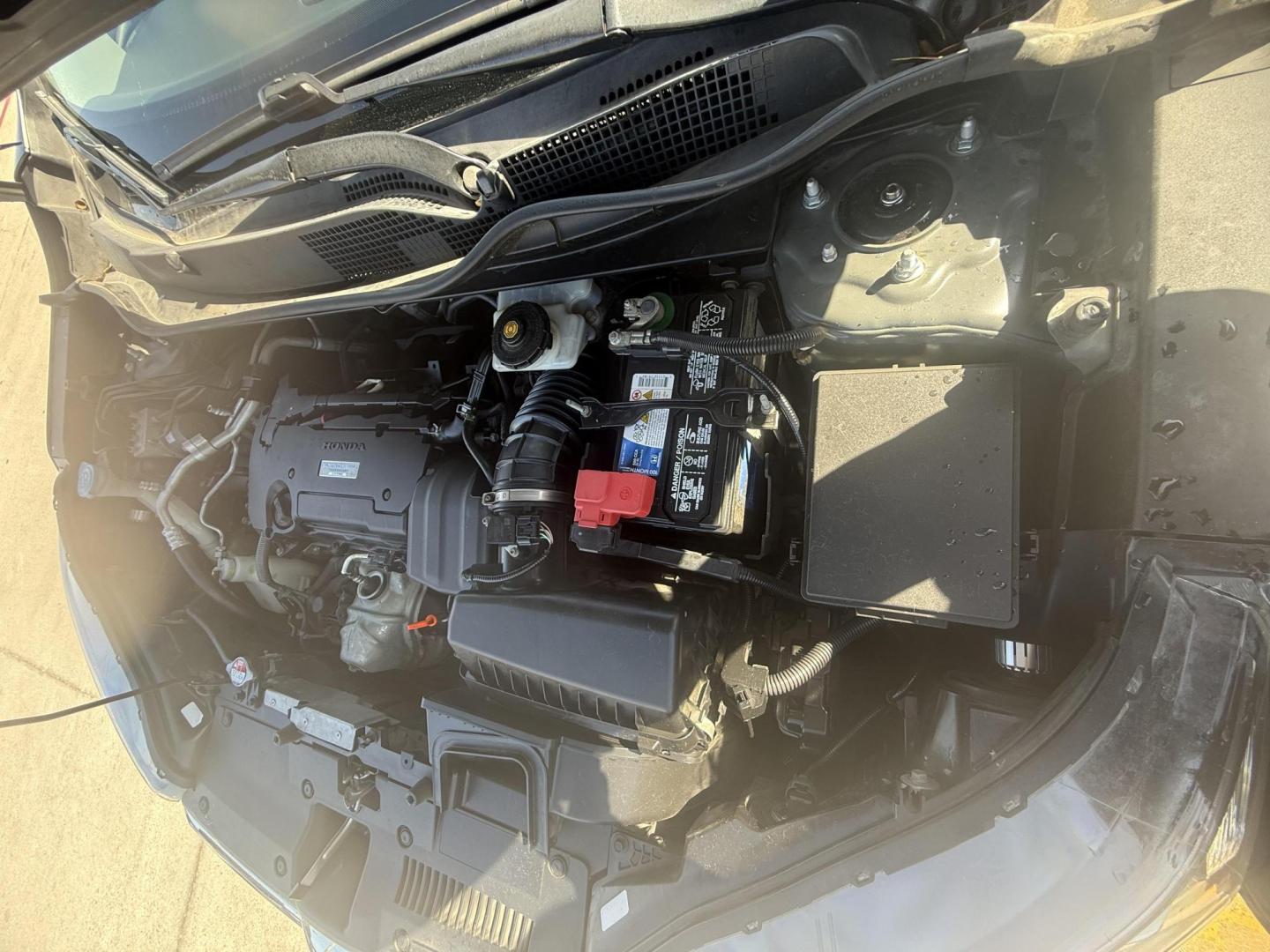 2017 Gray Honda Cr-V (2HKRW5H31HH) with an 2.4L L4 DOHC 16V engine, located at 2401 E Main St., Grand Prairie, TX, 75050, (972) 262-4440, 32.748981, -96.969643 - Photo#25