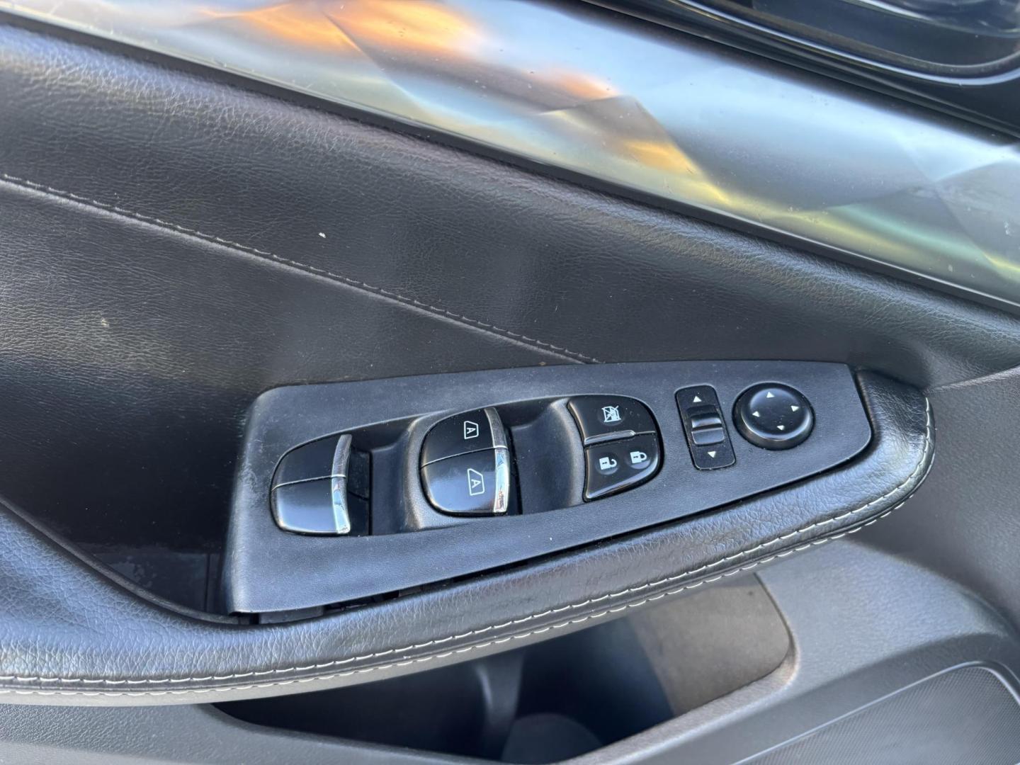 2019 Silver Nissan Maxima (1N4AA6AV8KC) with an 3.5L V6 DOHC 24V engine, located at 2401 E Main St., Grand Prairie, TX, 75050, (972) 262-4440, 32.748981, -96.969643 - Photo#11