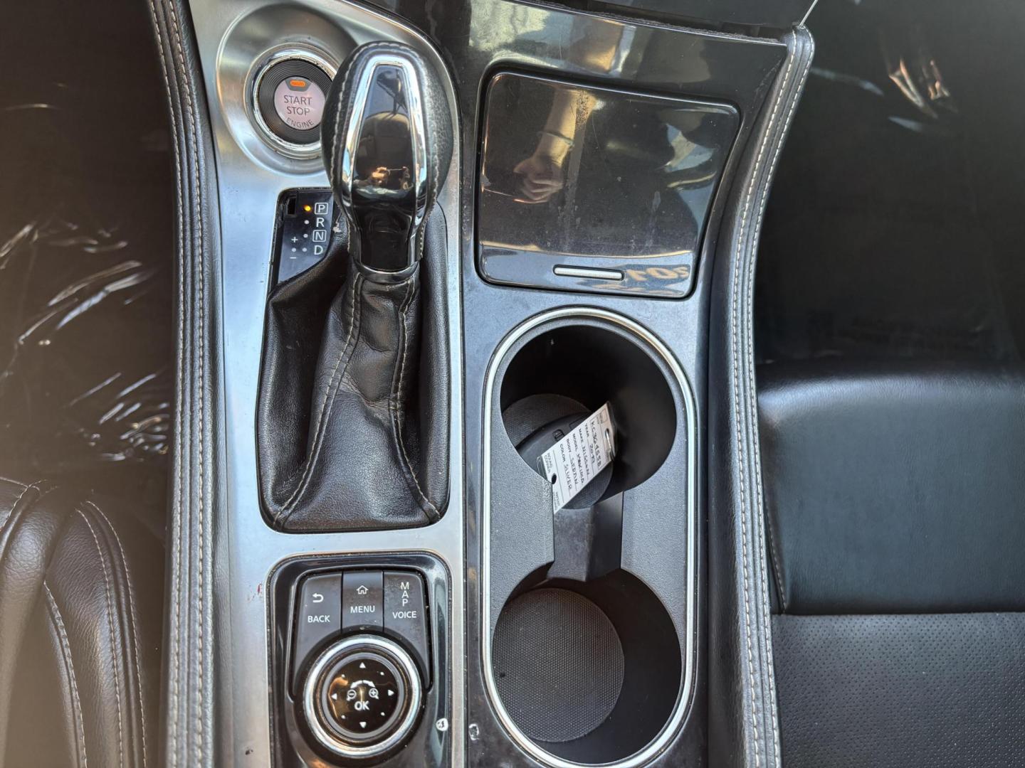 2019 Silver Nissan Maxima (1N4AA6AV8KC) with an 3.5L V6 DOHC 24V engine, located at 2401 E Main St., Grand Prairie, TX, 75050, (972) 262-4440, 32.748981, -96.969643 - Photo#15