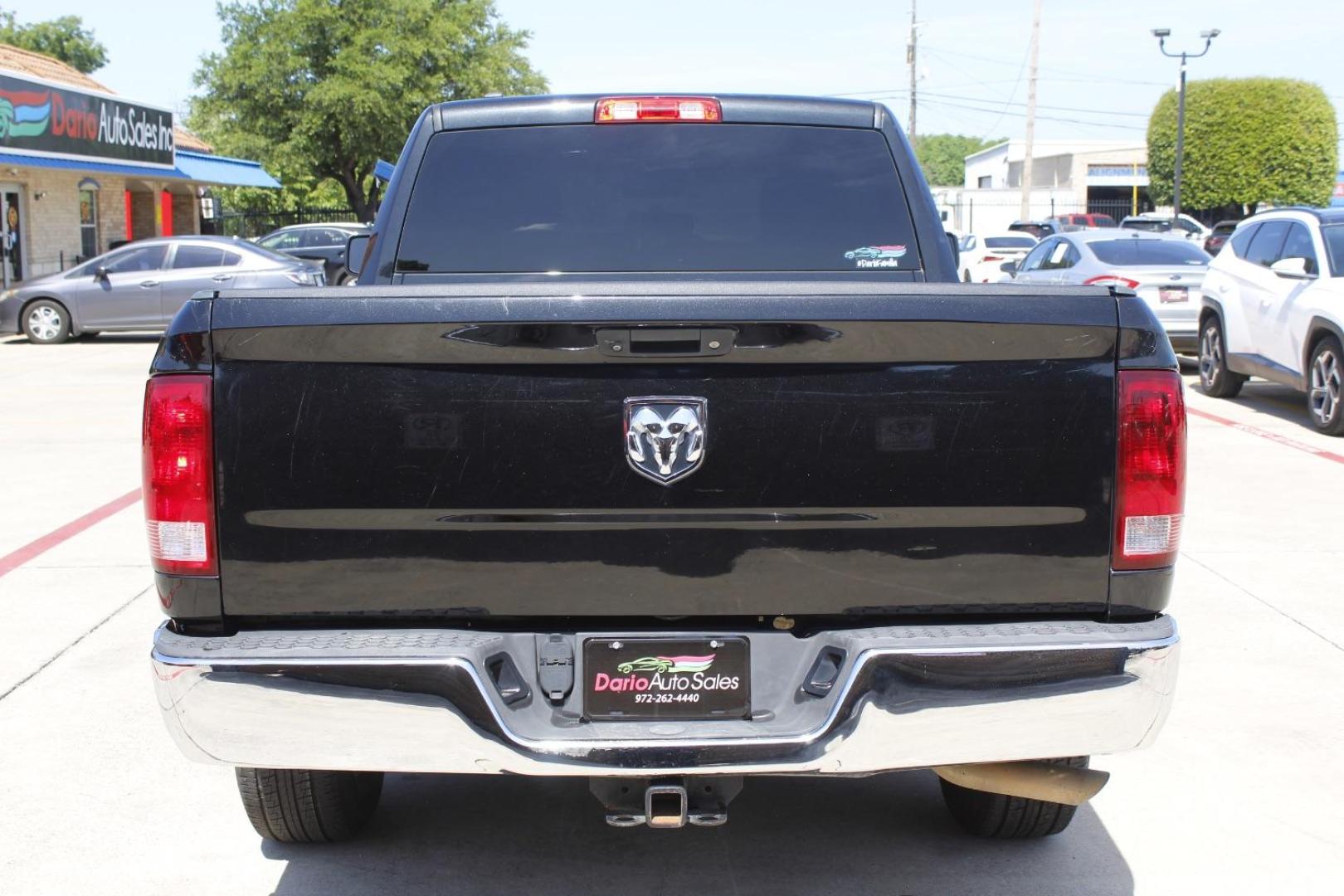 2018 black RAM 1500 Tradesman Quad Cab 2 (1C6RR6FG7JS) with an 3.6L V6 DOHC 24V FFV engine, 8-Speed Automatic transmission, located at 2401 E Main St., Grand Prairie, TX, 75050, (972) 262-4440, 32.748981, -96.969643 - Photo#5