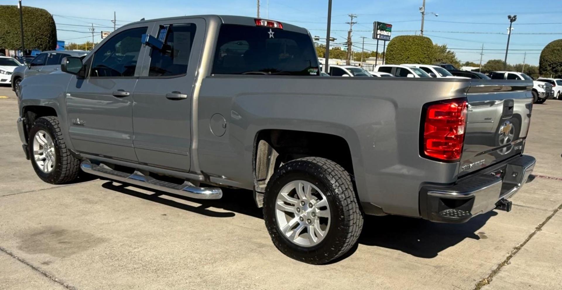 2017 Brown Chevrolet Silverado 1500 LT Double Cab 2WD (1GCRCREH6HZ) with an 4.3L V6 OHV 12V engine, 6-Speed Automatic transmission, located at 2401 E Main St., Grand Prairie, TX, 75050, (972) 262-4440, 32.748981, -96.969643 - Photo#6