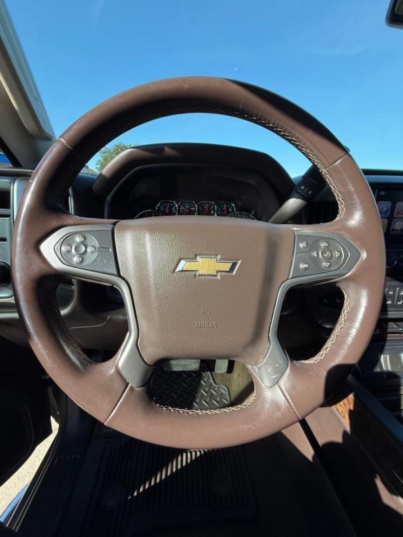 2017 Brown Chevrolet Silverado 1500 LT Double Cab 2WD (1GCRCREH6HZ) with an 4.3L V6 OHV 12V engine, 6-Speed Automatic transmission, located at 2401 E Main St., Grand Prairie, TX, 75050, (972) 262-4440, 32.748981, -96.969643 - Photo#25