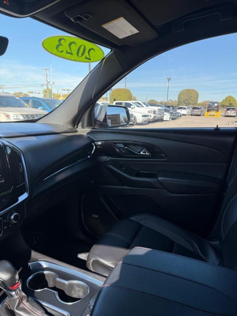2017 Brown Chevrolet Silverado 1500 LT Double Cab 2WD (1GCRCREH6HZ) with an 4.3L V6 OHV 12V engine, 6-Speed Automatic transmission, located at 2401 E Main St., Grand Prairie, TX, 75050, (972) 262-4440, 32.748981, -96.969643 - Photo#32