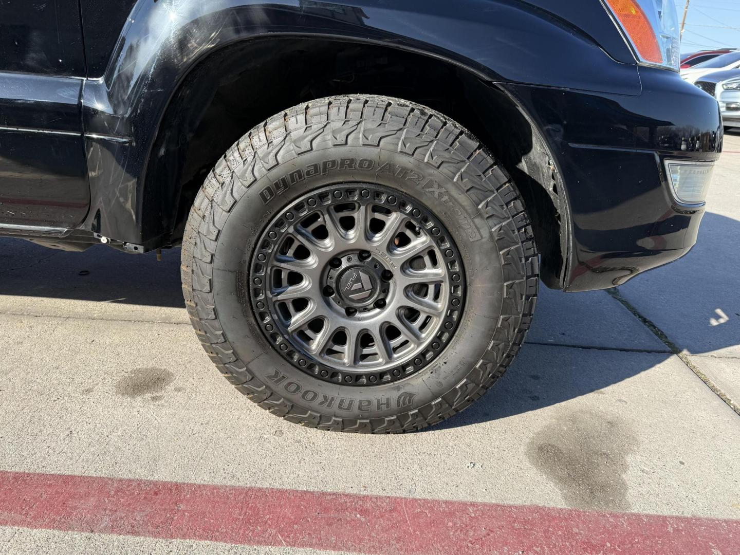 2007 Black Lexus Gx 470 (JTJBT20XX70) with an 4.7L V8 DOHC 32V engine, located at 2401 E Main St., Grand Prairie, TX, 75050, (972) 262-4440, 32.748981, -96.969643 - Photo#5