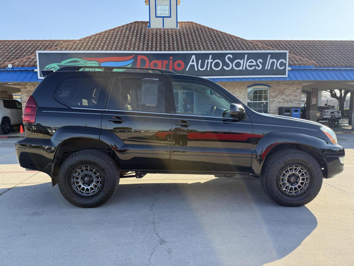 2007 Black Lexus Gx 470 (JTJBT20XX70) with an 4.7L V8 DOHC 32V engine, located at 2401 E Main St., Grand Prairie, TX, 75050, (972) 262-4440, 32.748981, -96.969643 - Photo#27