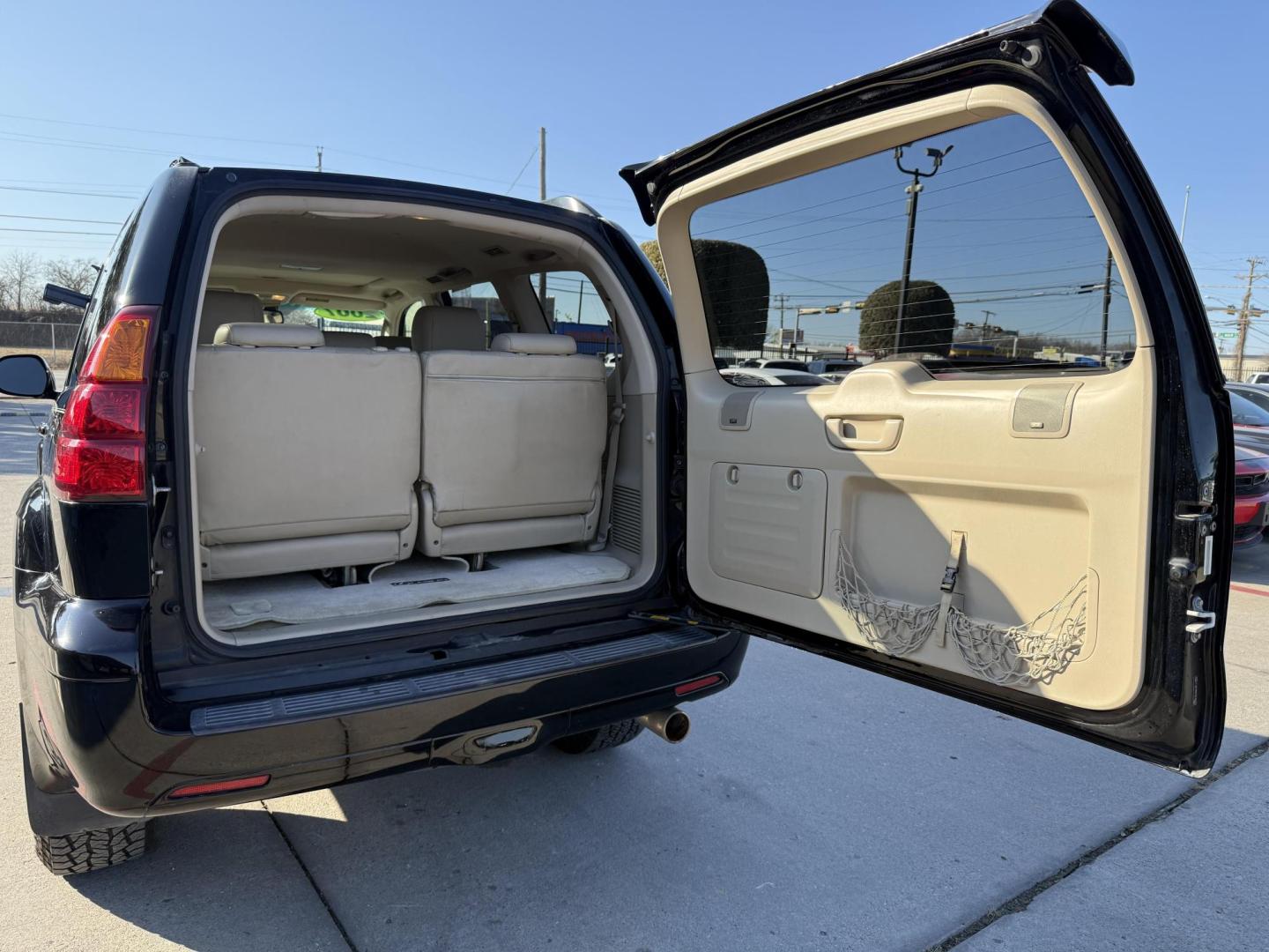 2007 Black Lexus Gx 470 (JTJBT20XX70) with an 4.7L V8 DOHC 32V engine, located at 2401 E Main St., Grand Prairie, TX, 75050, (972) 262-4440, 32.748981, -96.969643 - Photo#28