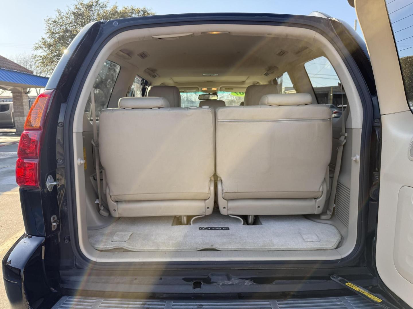 2007 Black Lexus Gx 470 (JTJBT20XX70) with an 4.7L V8 DOHC 32V engine, located at 2401 E Main St., Grand Prairie, TX, 75050, (972) 262-4440, 32.748981, -96.969643 - Photo#29